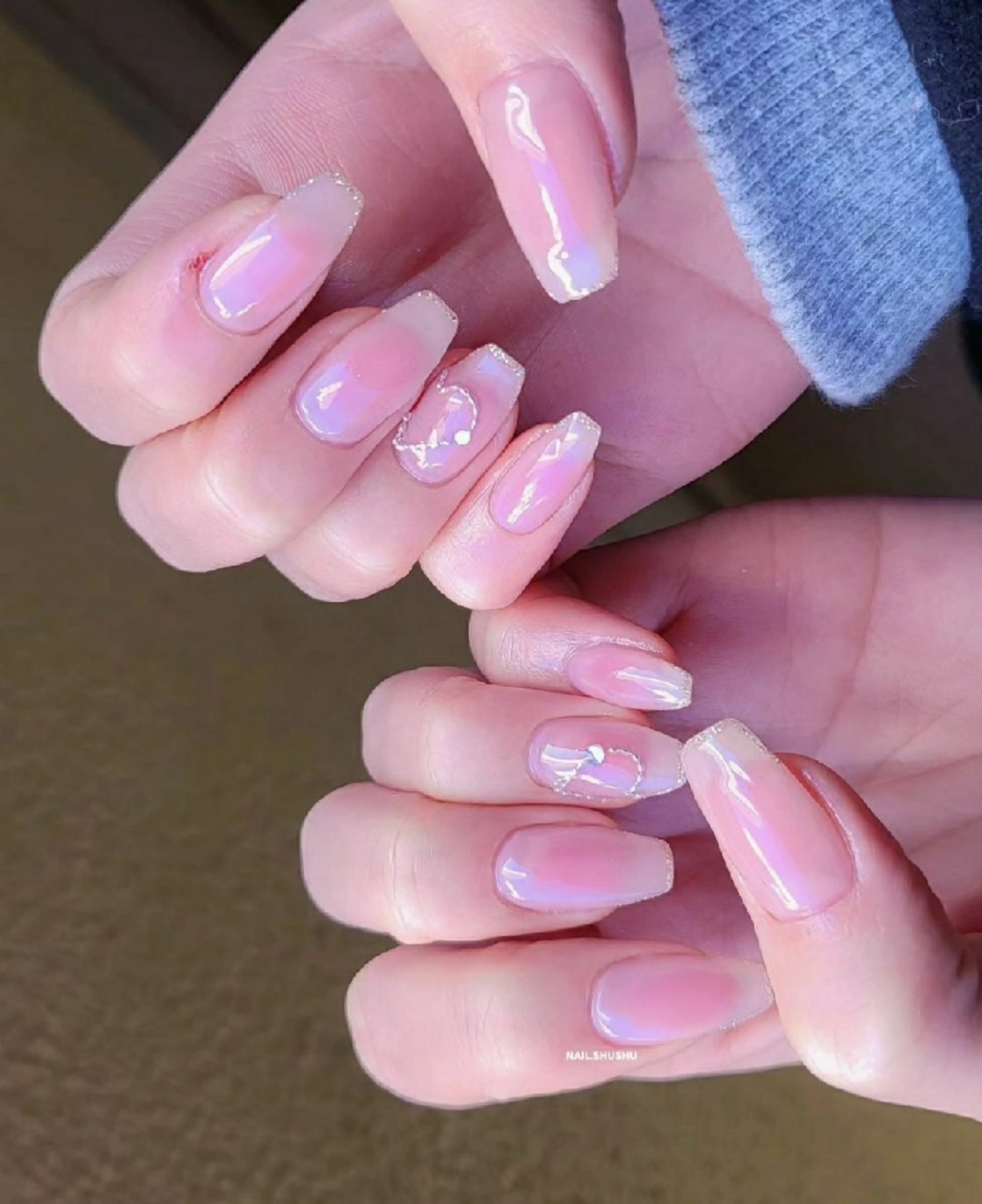 ネイル 持ち込み ニュアンスネイル ワンカラーネイル シンプルネイル 冬ネイル ハンドネイル 3dパーツ/流行り 👧shushu❤️のネイルデザイン