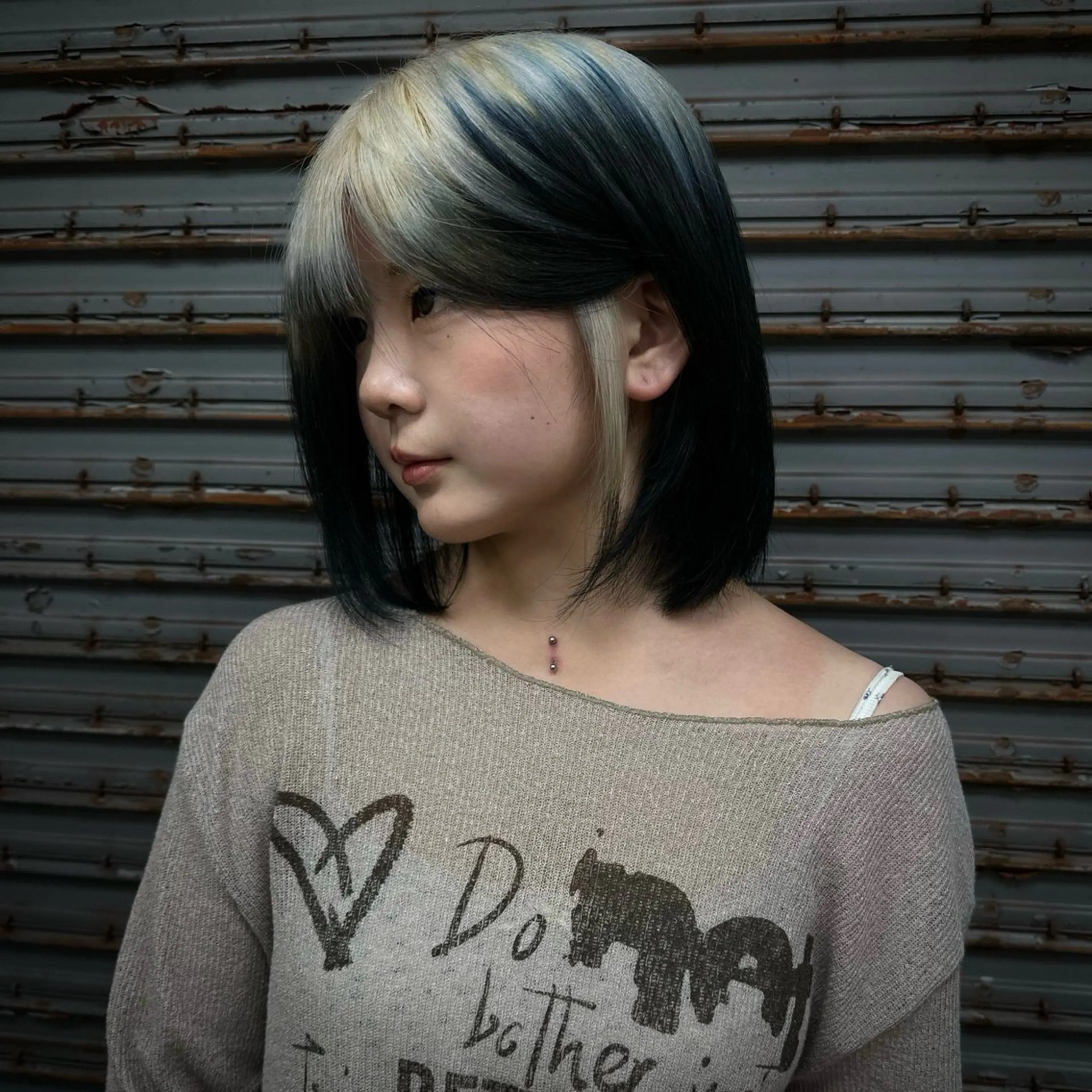 ミディアム カラー 顔周りデザイン/ ハイトーン/多田悠馬のヘアスタイル