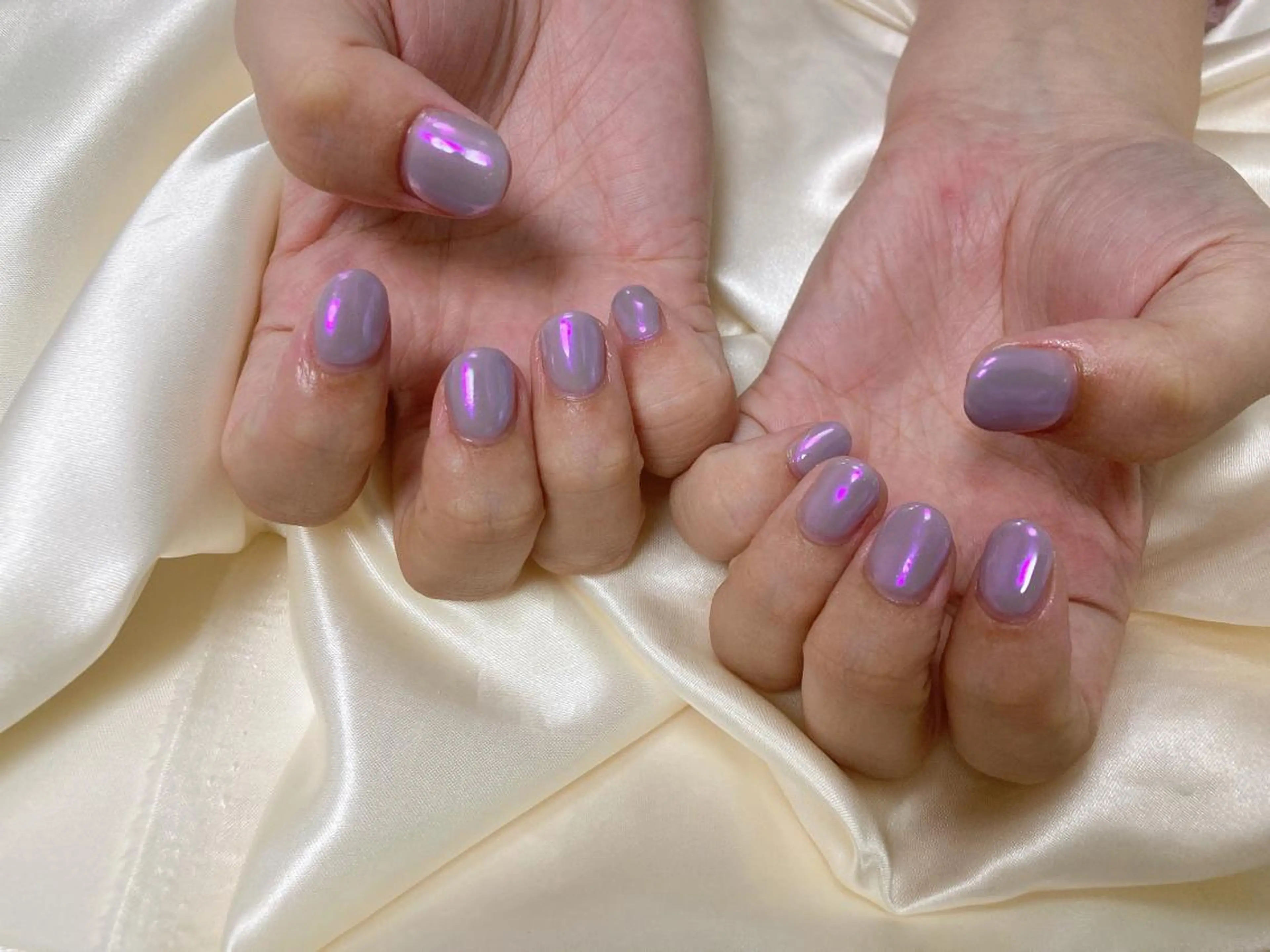 ネイル オーロラネイル ミラーネイル ハンドネイル mogunail &blowのネイルデザイン