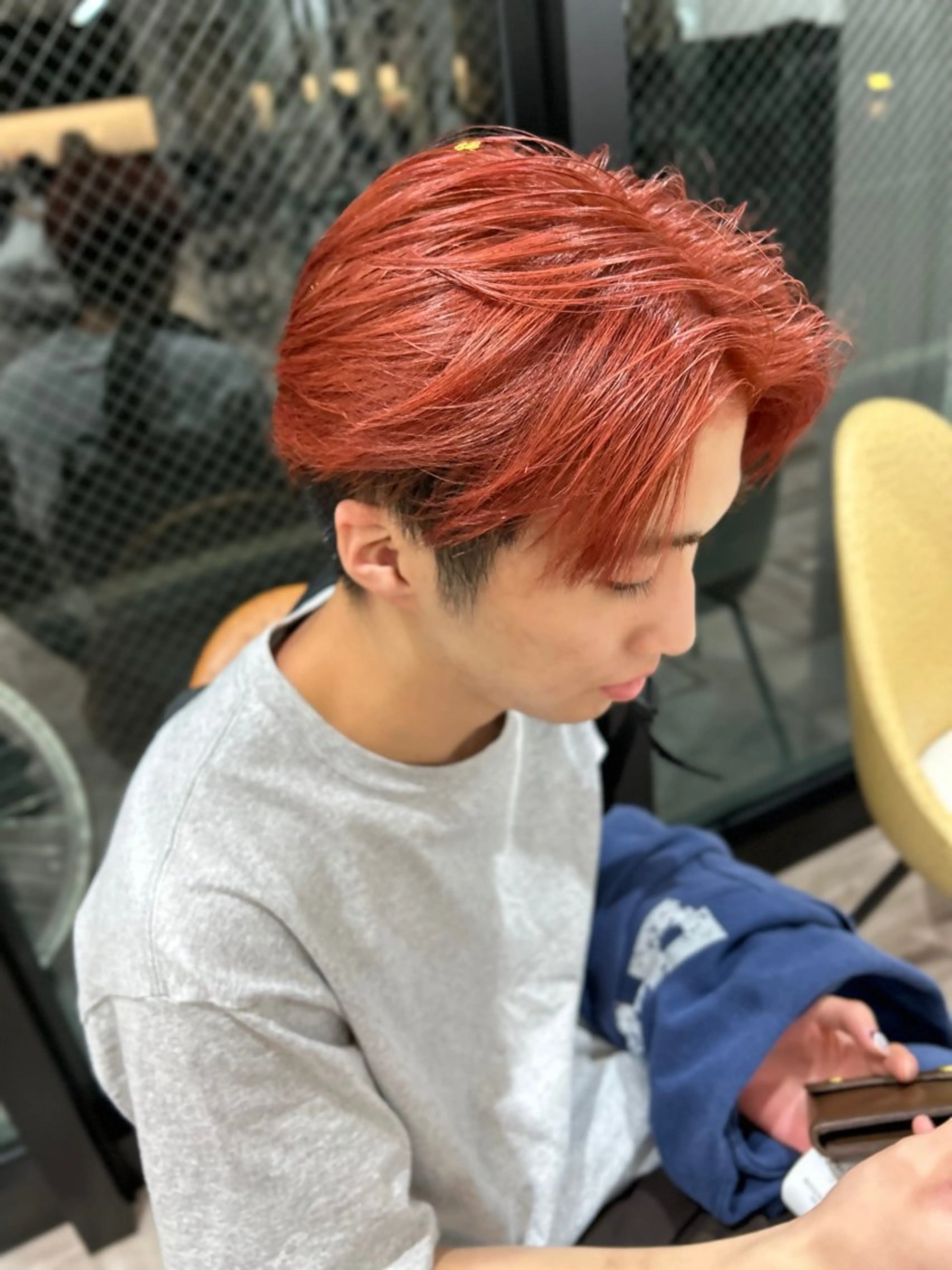 カラー メンズ メンズブリーチ マッシュ ブリーチ オレンジ ヘアカラー トリートメント 片山 仁のヘアスタイル