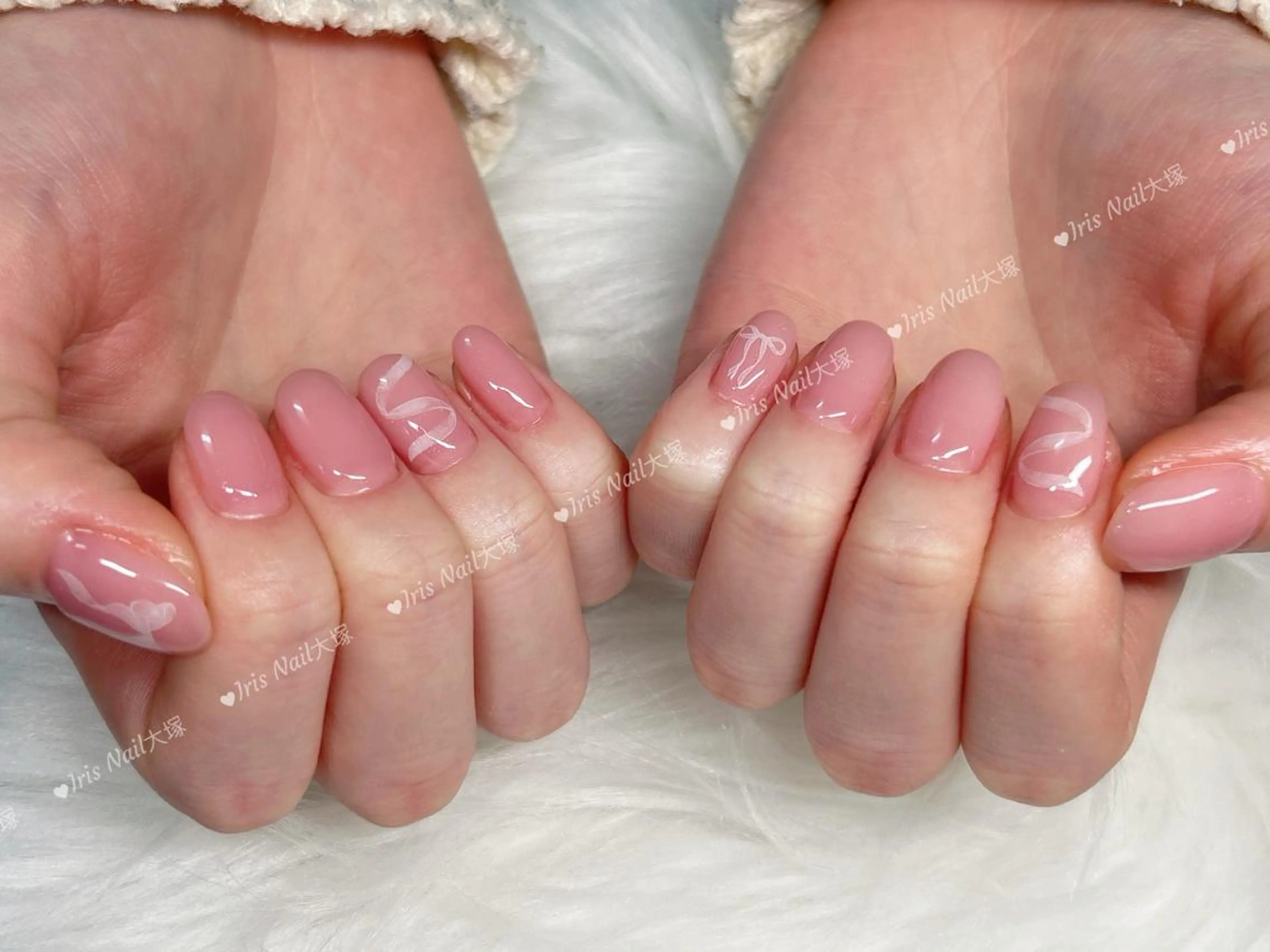 ネイル ワンカラーネイル リボン ハンドネイル 💕藤江 月🌸🍒のネイルデザイン