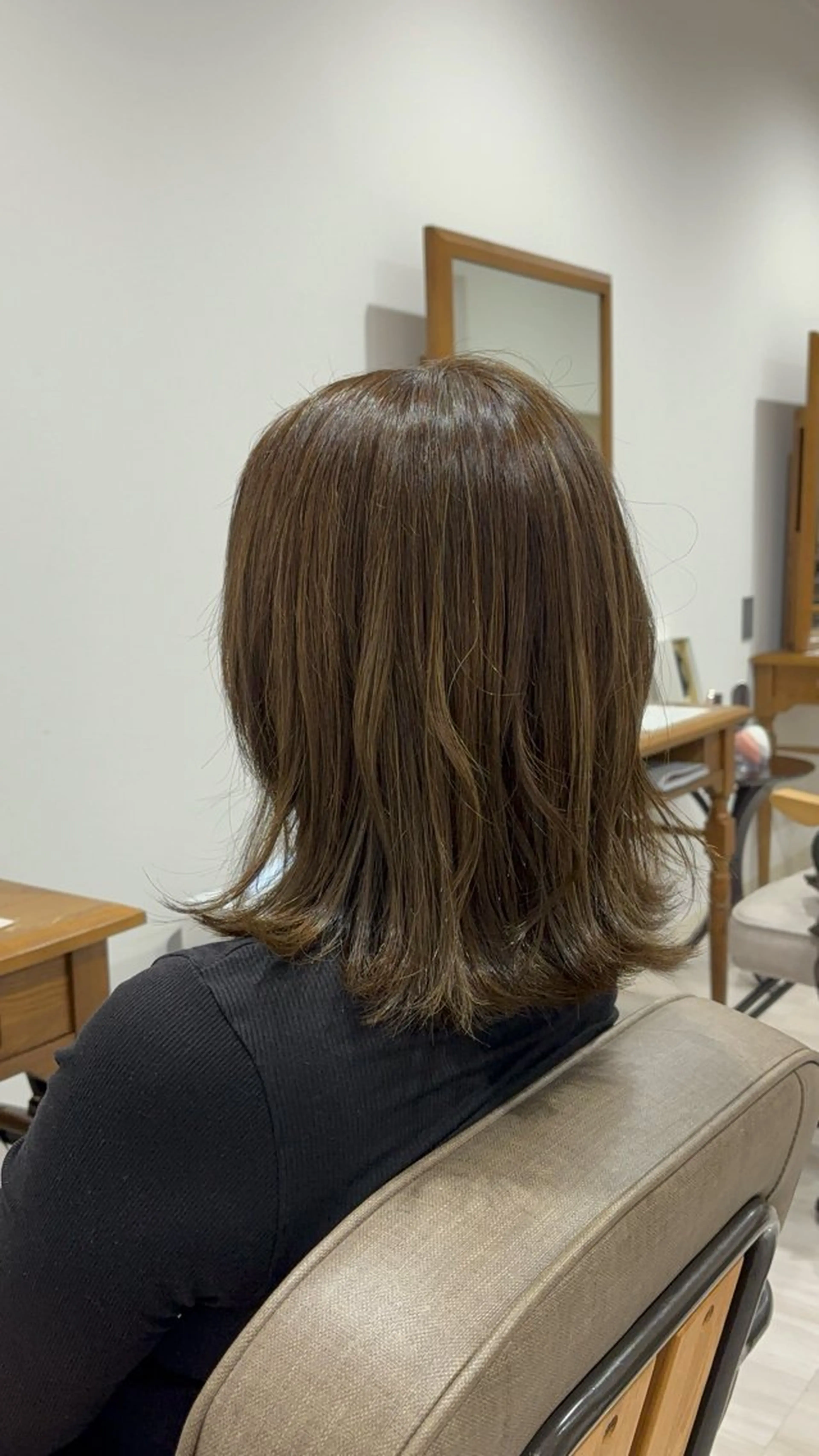 ミディアム ヘアカラー オオニシ ミカのヘアスタイル