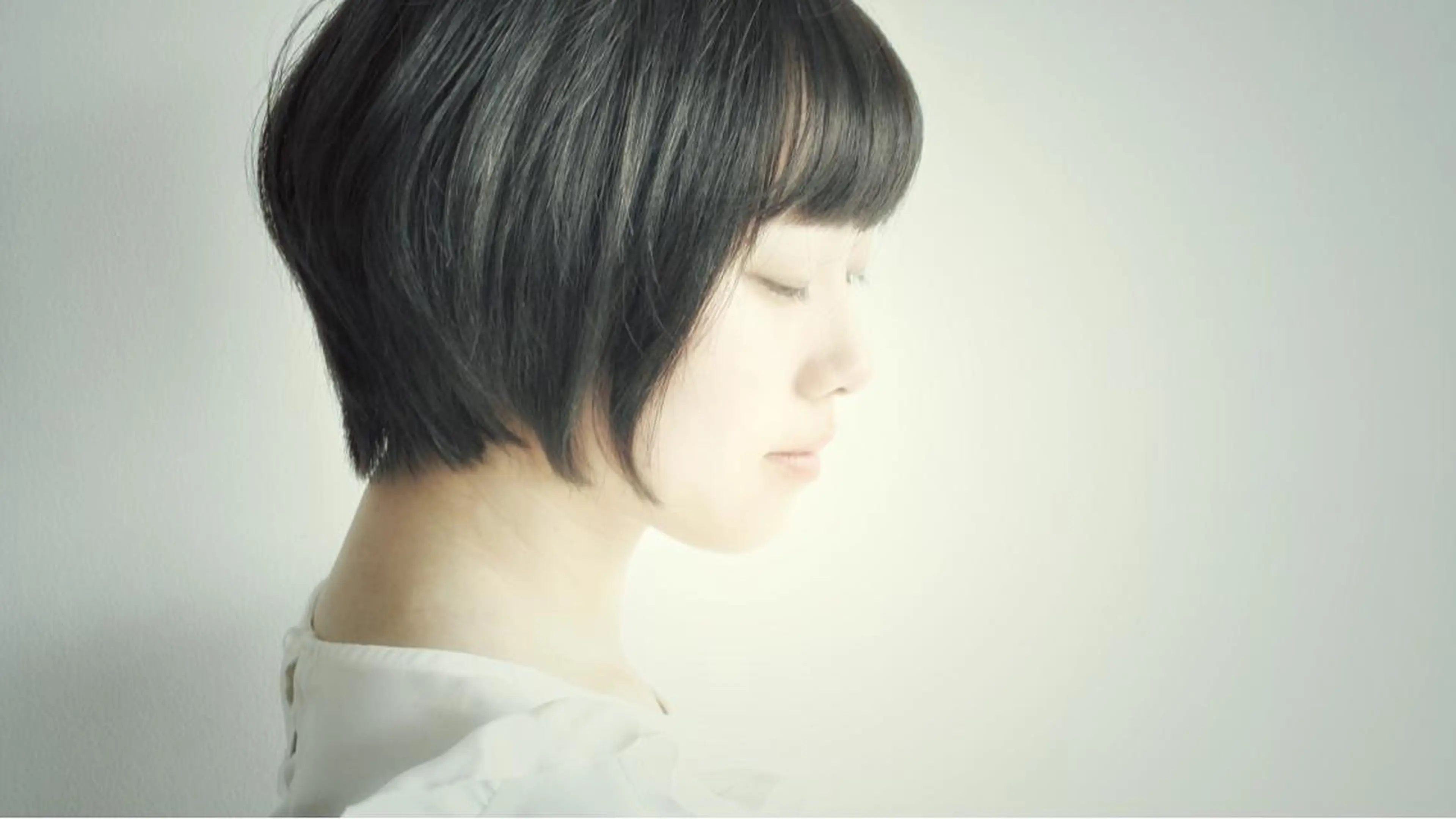 ショート カラー 黒髪 ブルーカラー ショートヘア BOB🌟ハイトーン /ブリーチ/TAKUのヘアスタイル