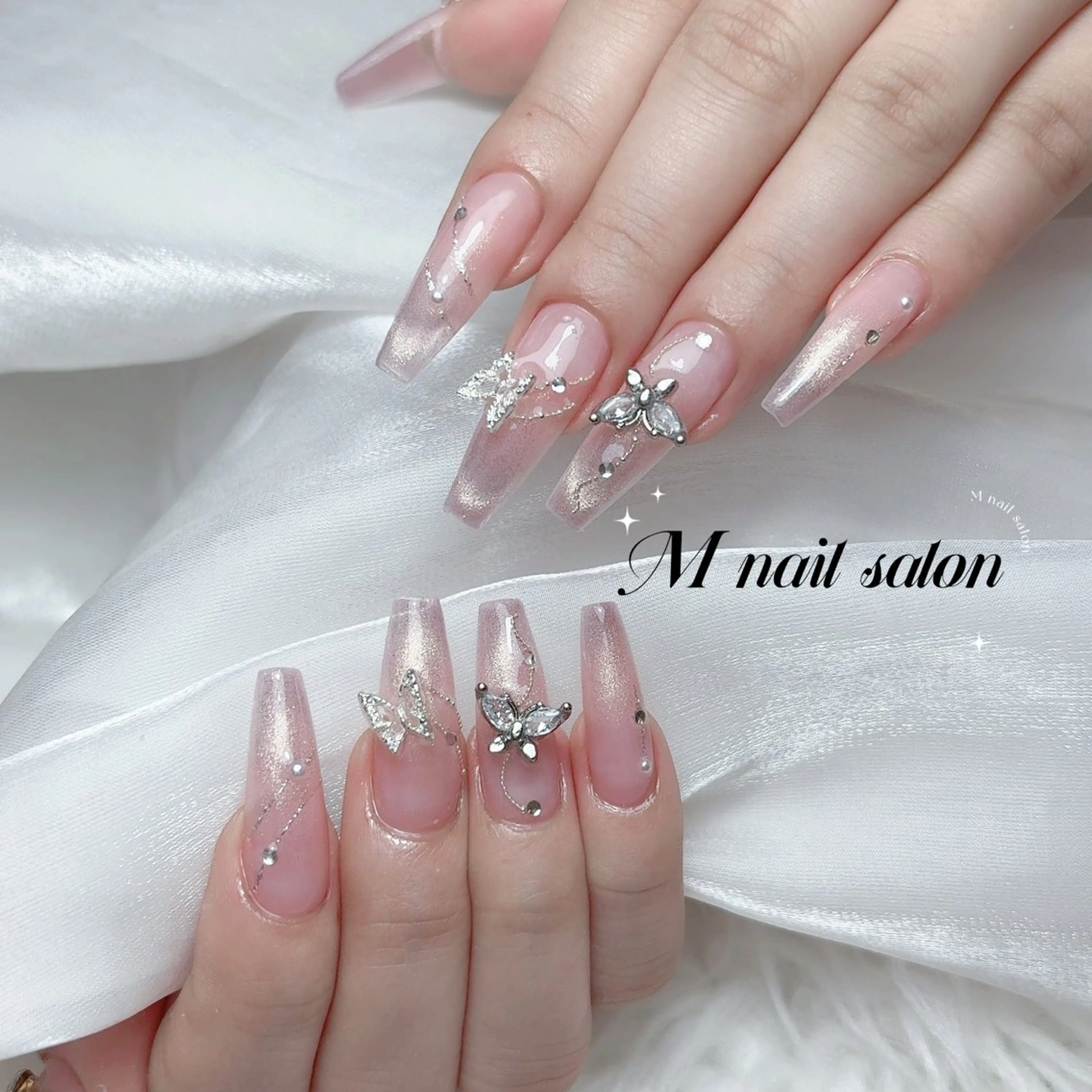 ネイル ハンドネイル M🌷nail 長さだし専門店のネイルデザイン
