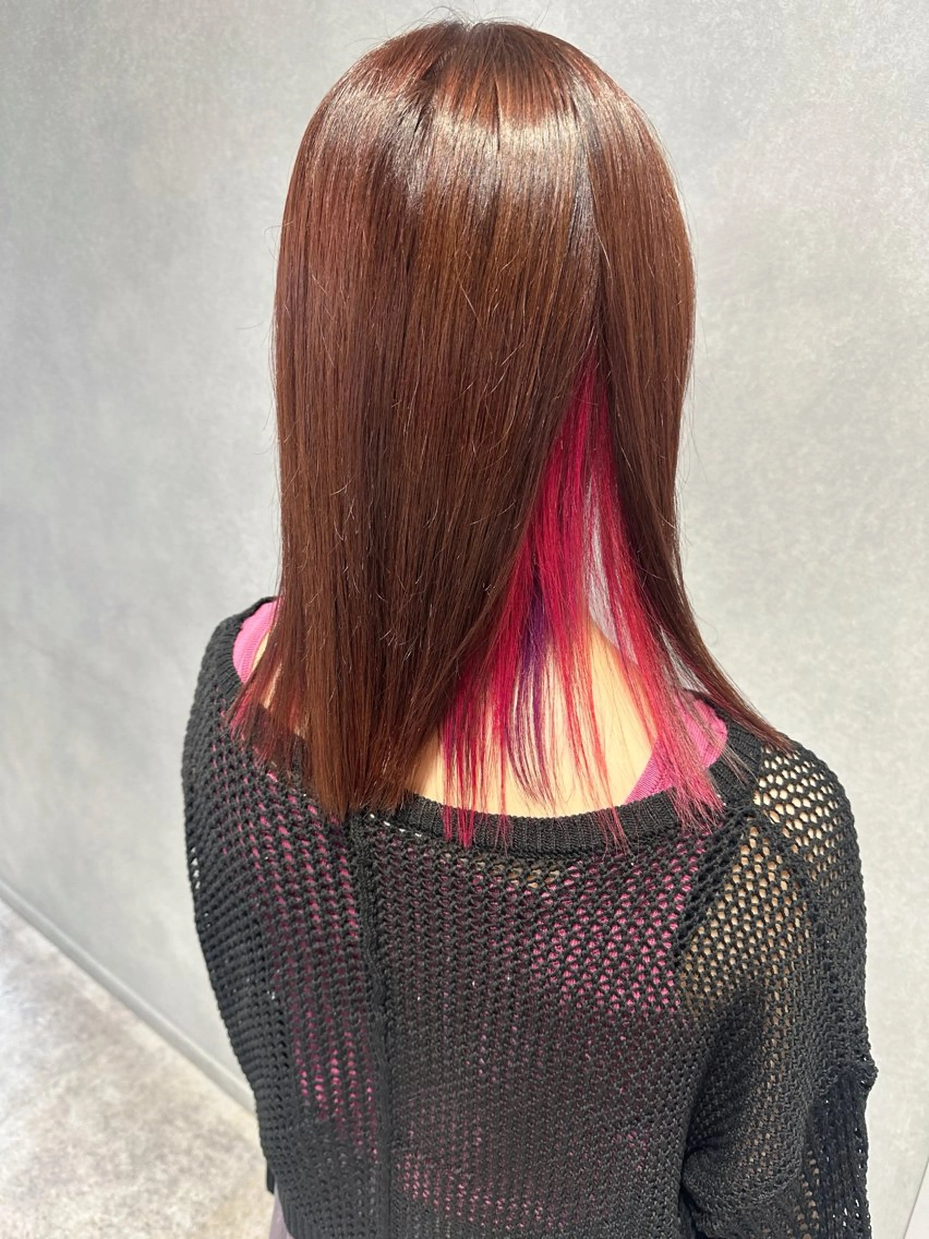 ミディアム カラー ブリーチ インナーカラー カット ヘアカラー 唐澤 千尋のヘアスタイル