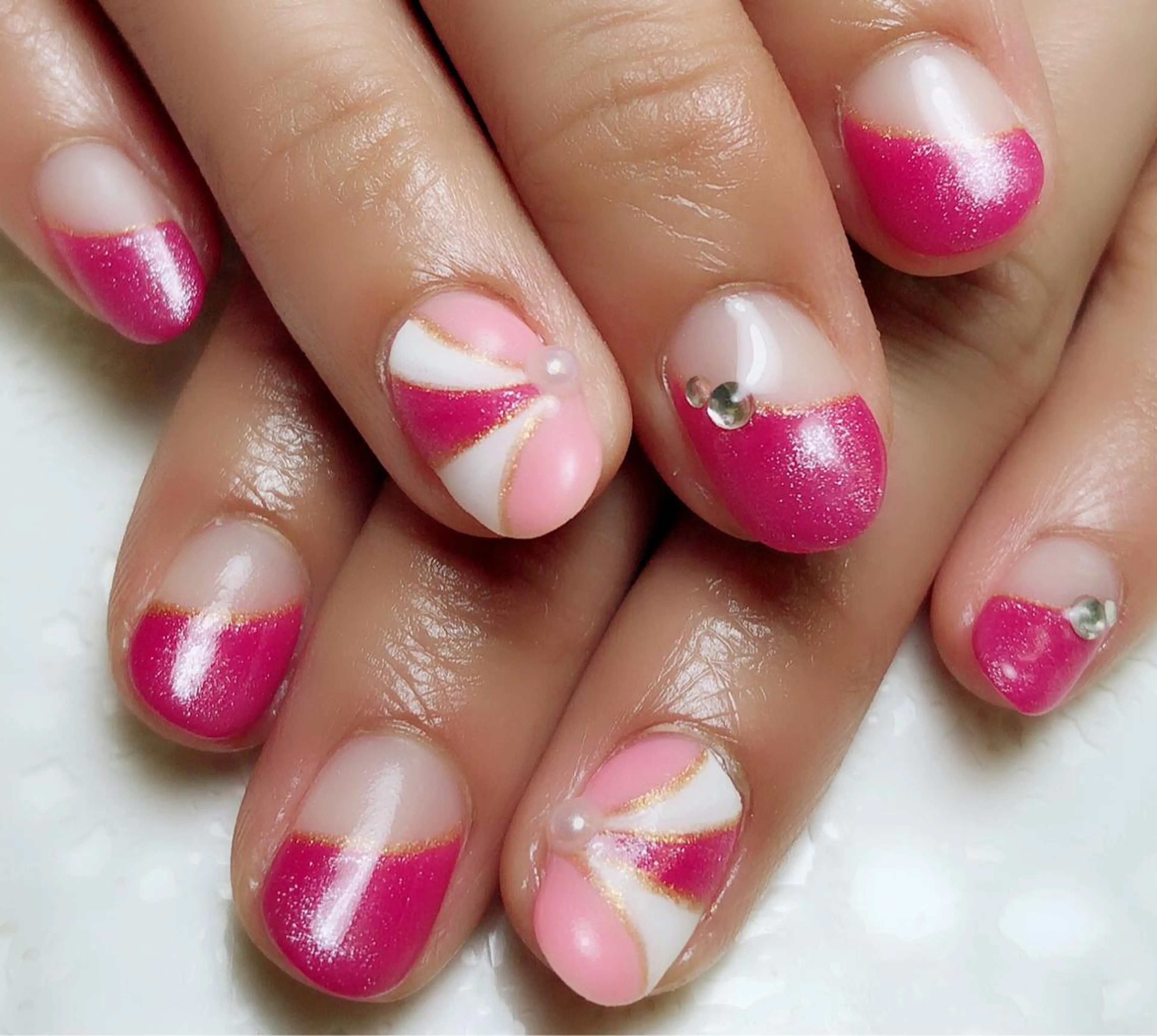 ネイル ラウバイマノマノ なかざとのネイルデザイン