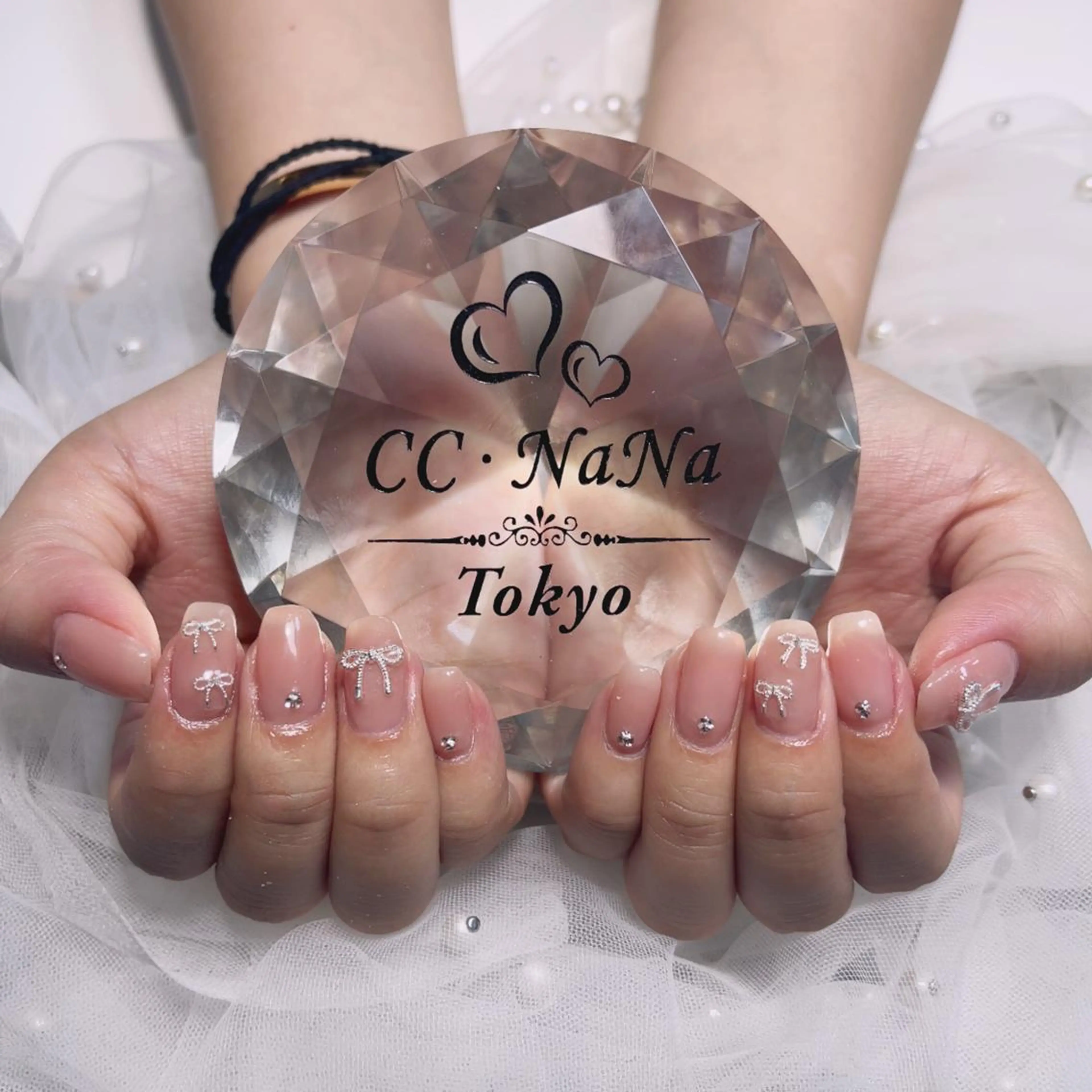 ネイル ハンドネイル 韓国風ワンホンネイル パラジェル🩵roのネイルデザイン