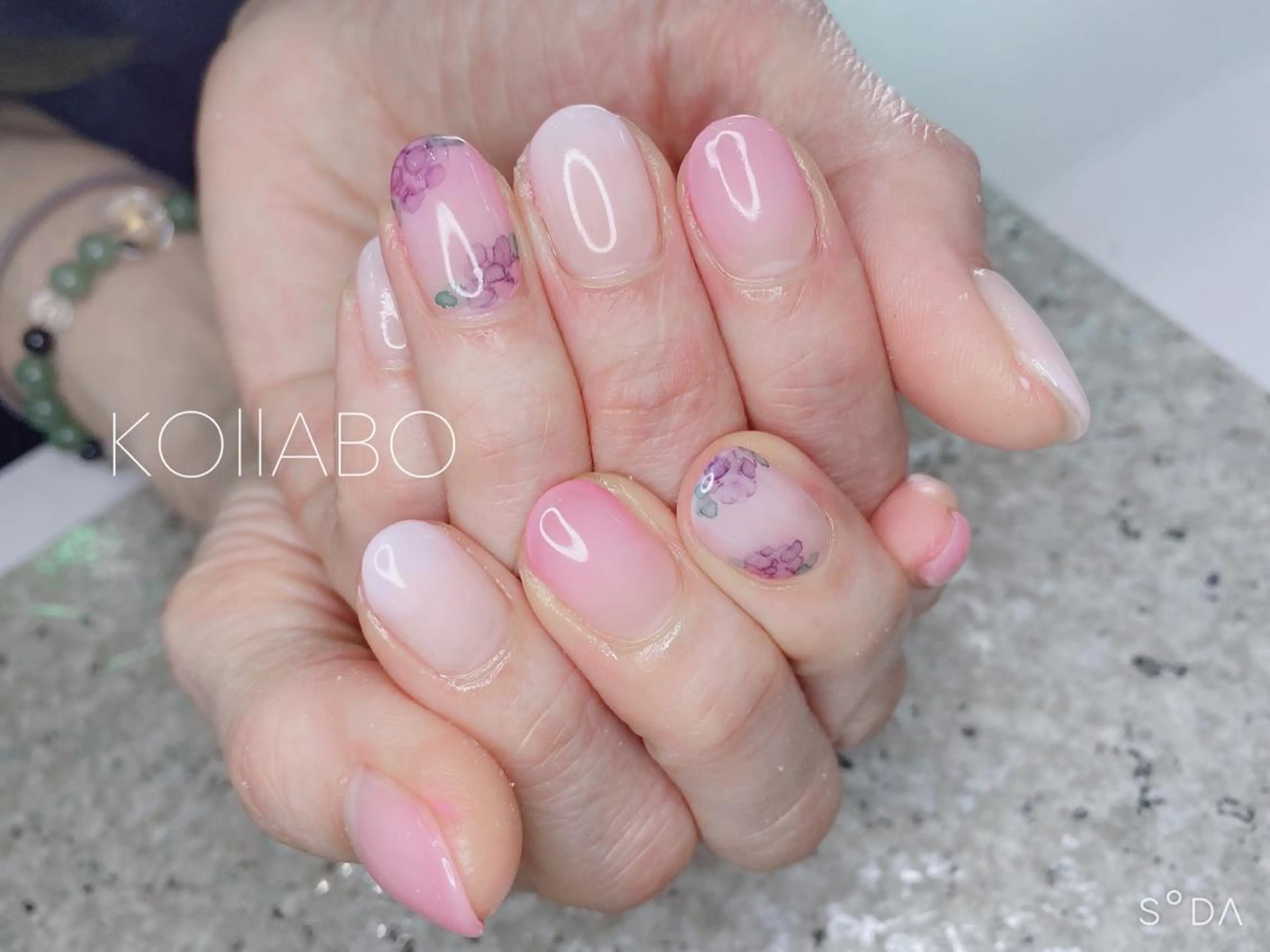 ネイル KOLLABO nailのネイルデザイン