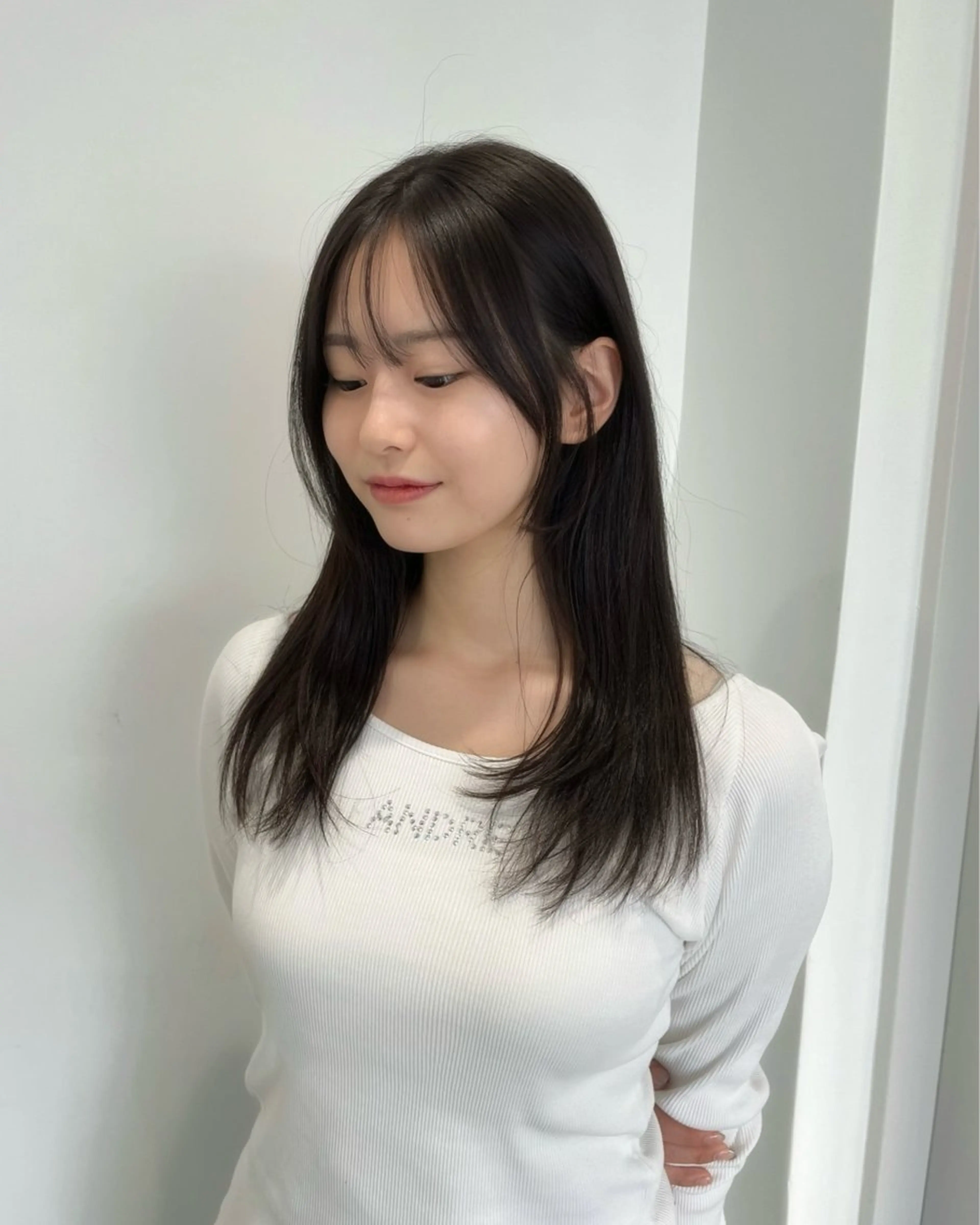 セミロング カラー 韓国風ヘア 縮毛矯正/ハイトーン /パーマ/せき🧸のヘアスタイル