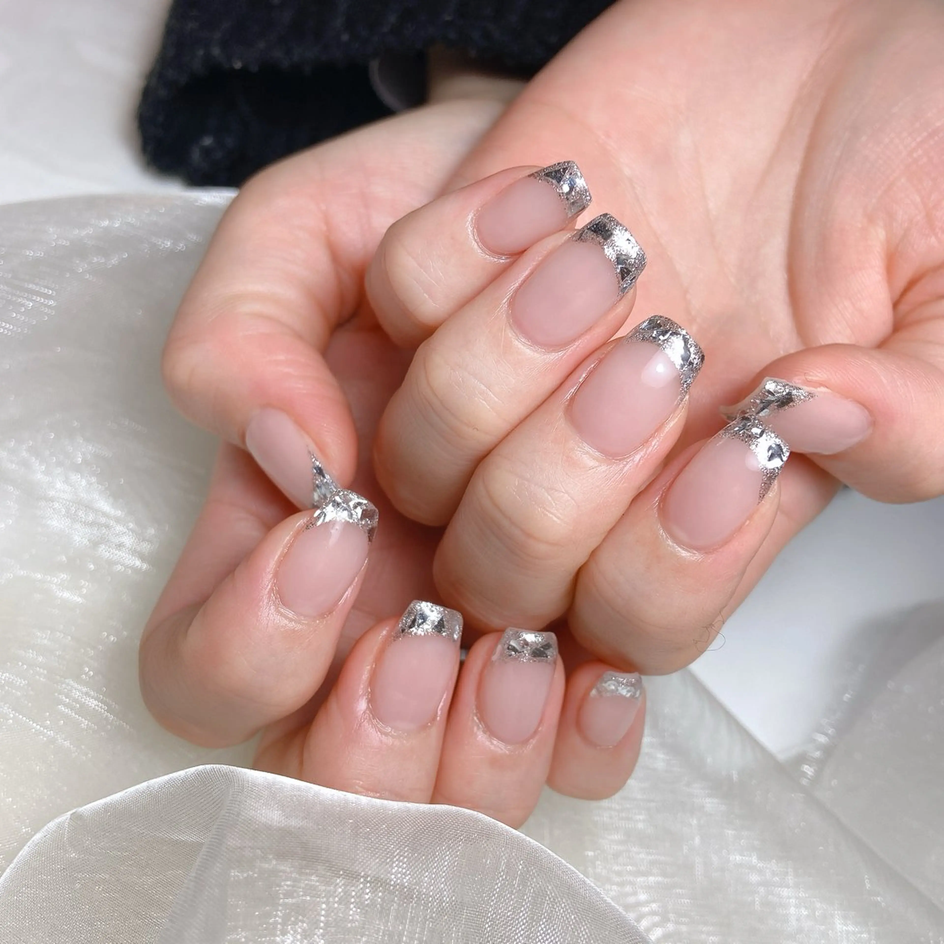 ネイル フレンチネイル ガラスフレンチ ハンドネイル nailsalon REJOICEのネイルデザイン