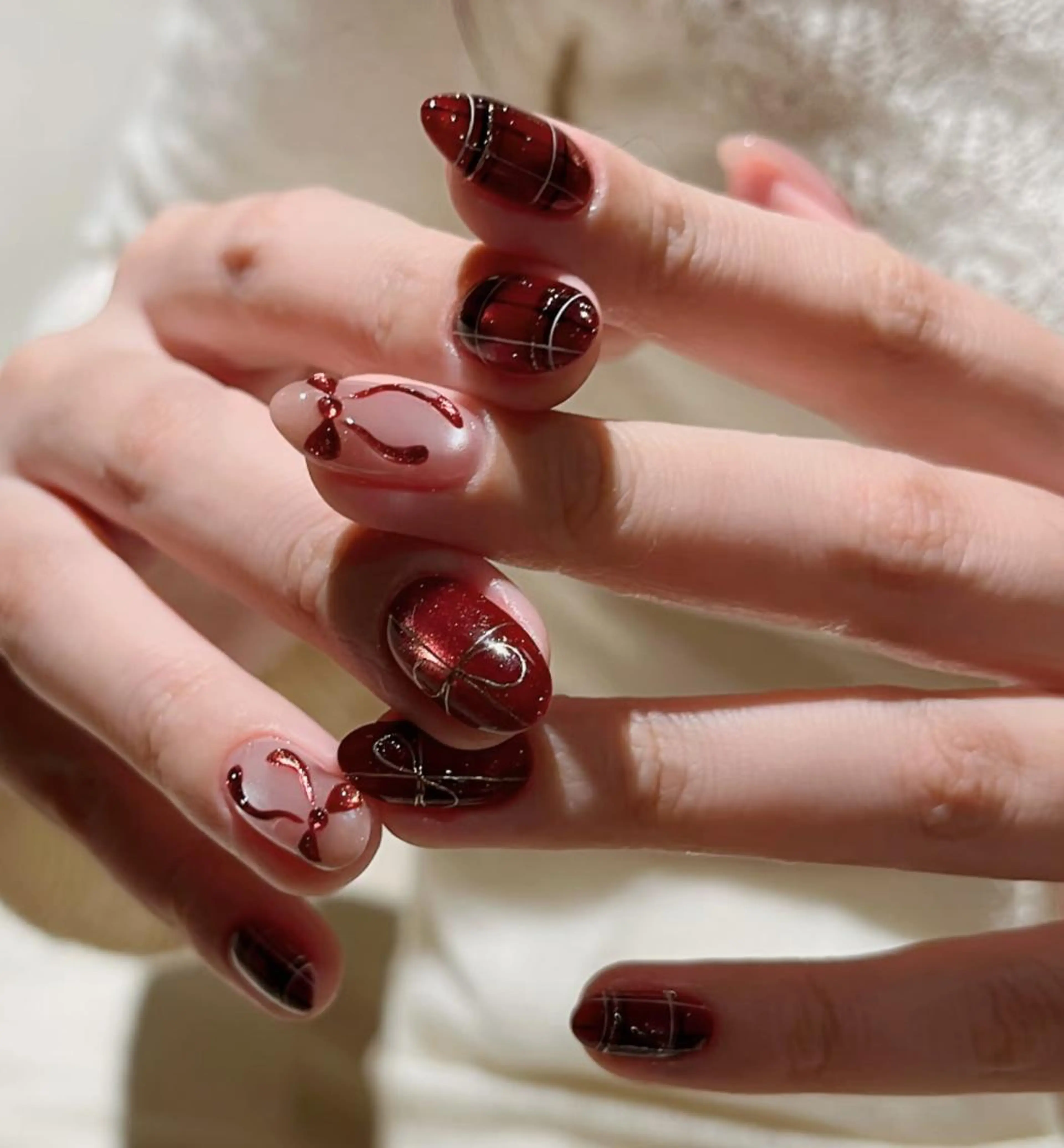 ネイル ハンドネイル 🎀 Ayaka_nailのネイルデザイン