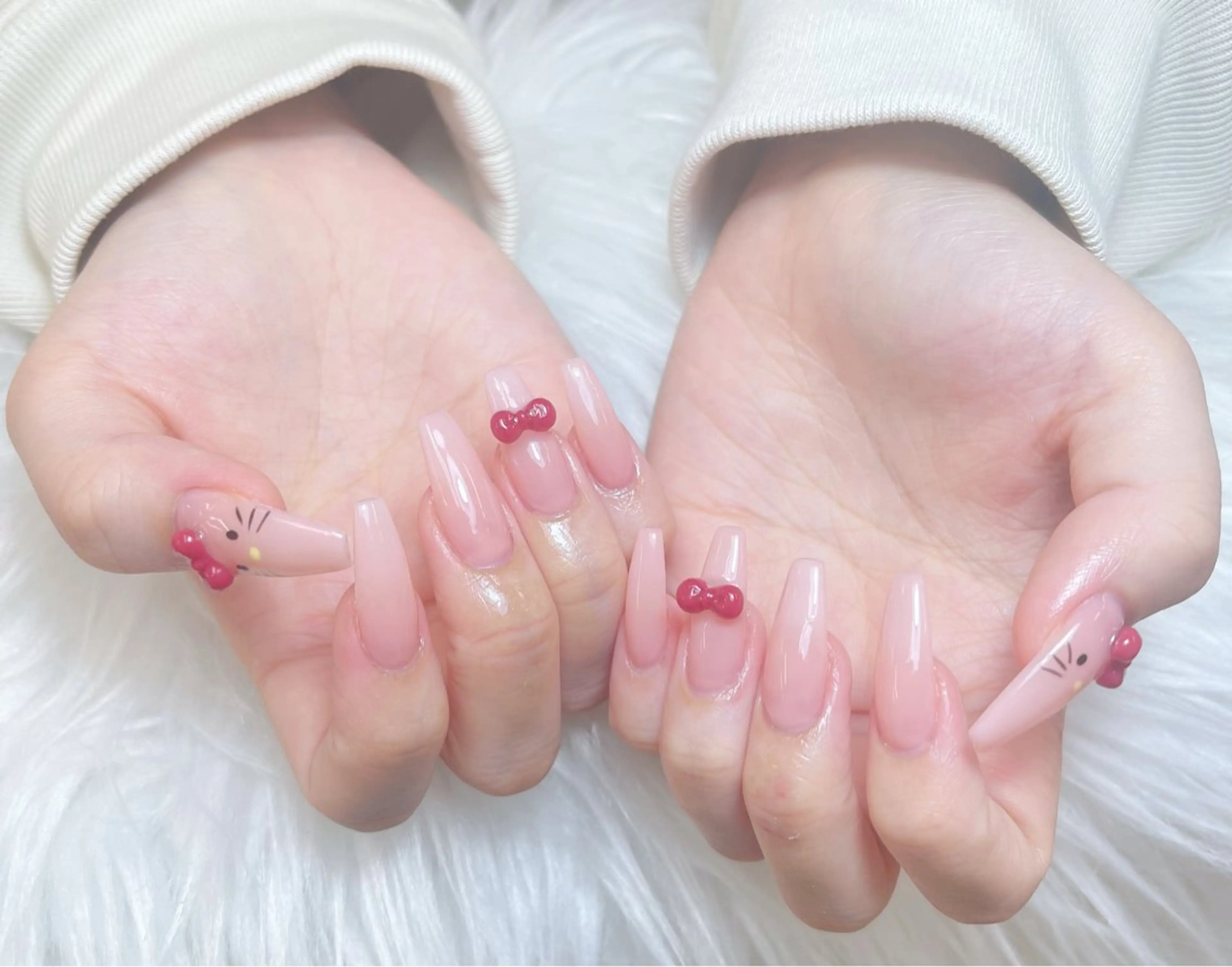 ネイル 成人式 ロングネイル マグネットネイル 大理石ネイル(マーブル) リボン ハンドネイル Amee Nail Salonのネイルデザイン