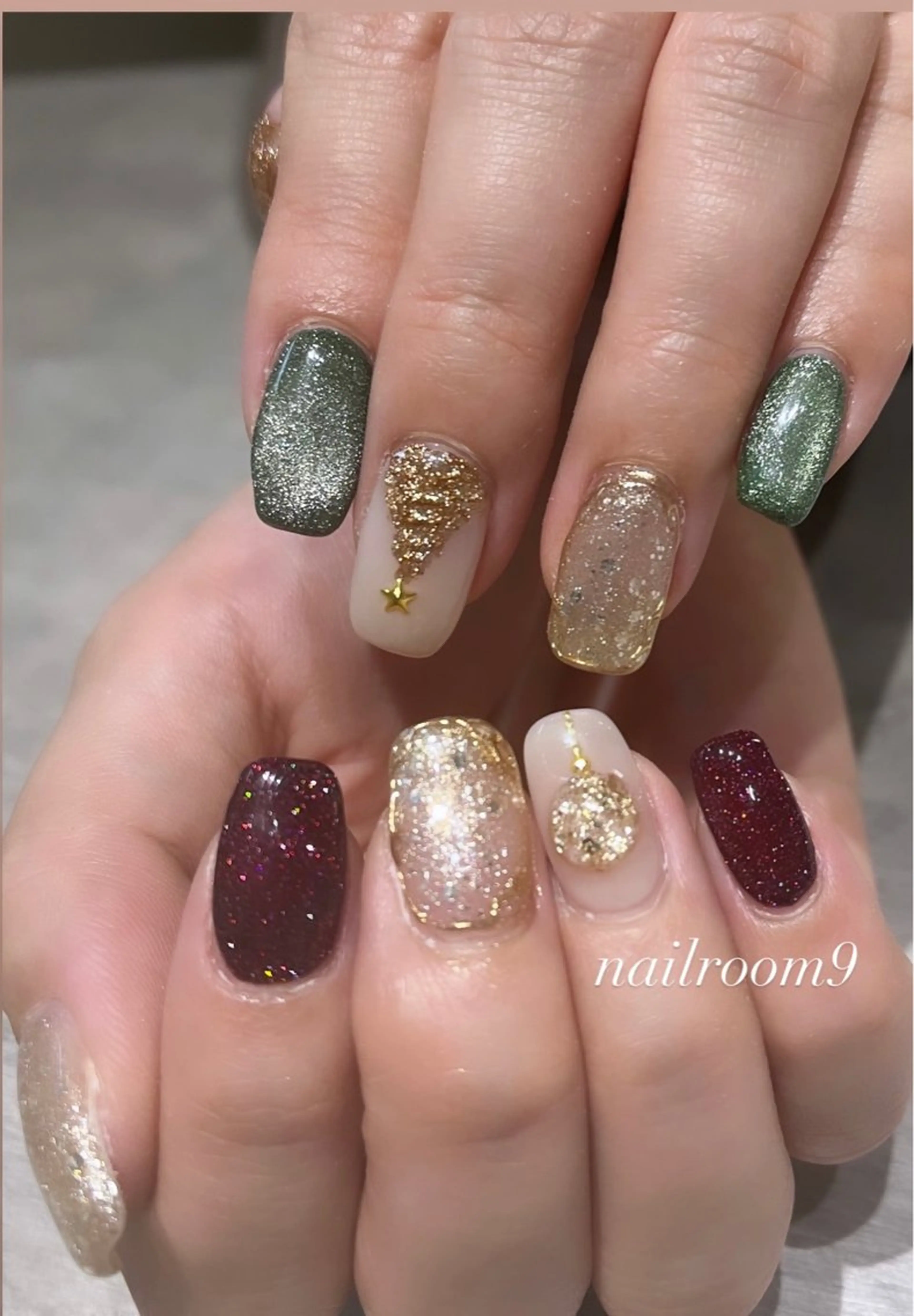 ネイル アートネイル マグネットネイル ハンドネイル nail room9 ☺︎のネイルデザイン