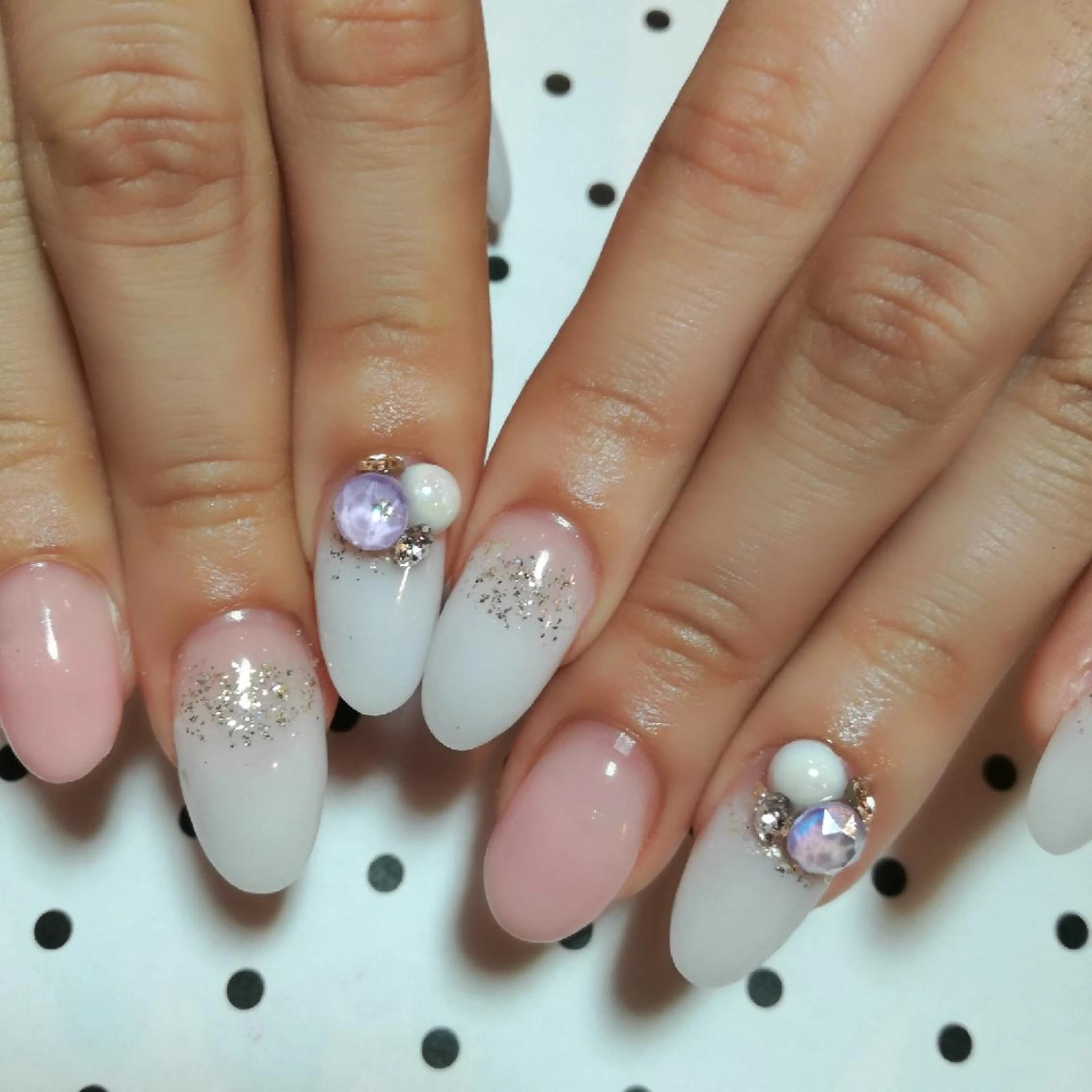 ネイル グラデーション ラメ(グリッター) スカルプネイル ホワイト sweet pico 住吉のネイルデザイン