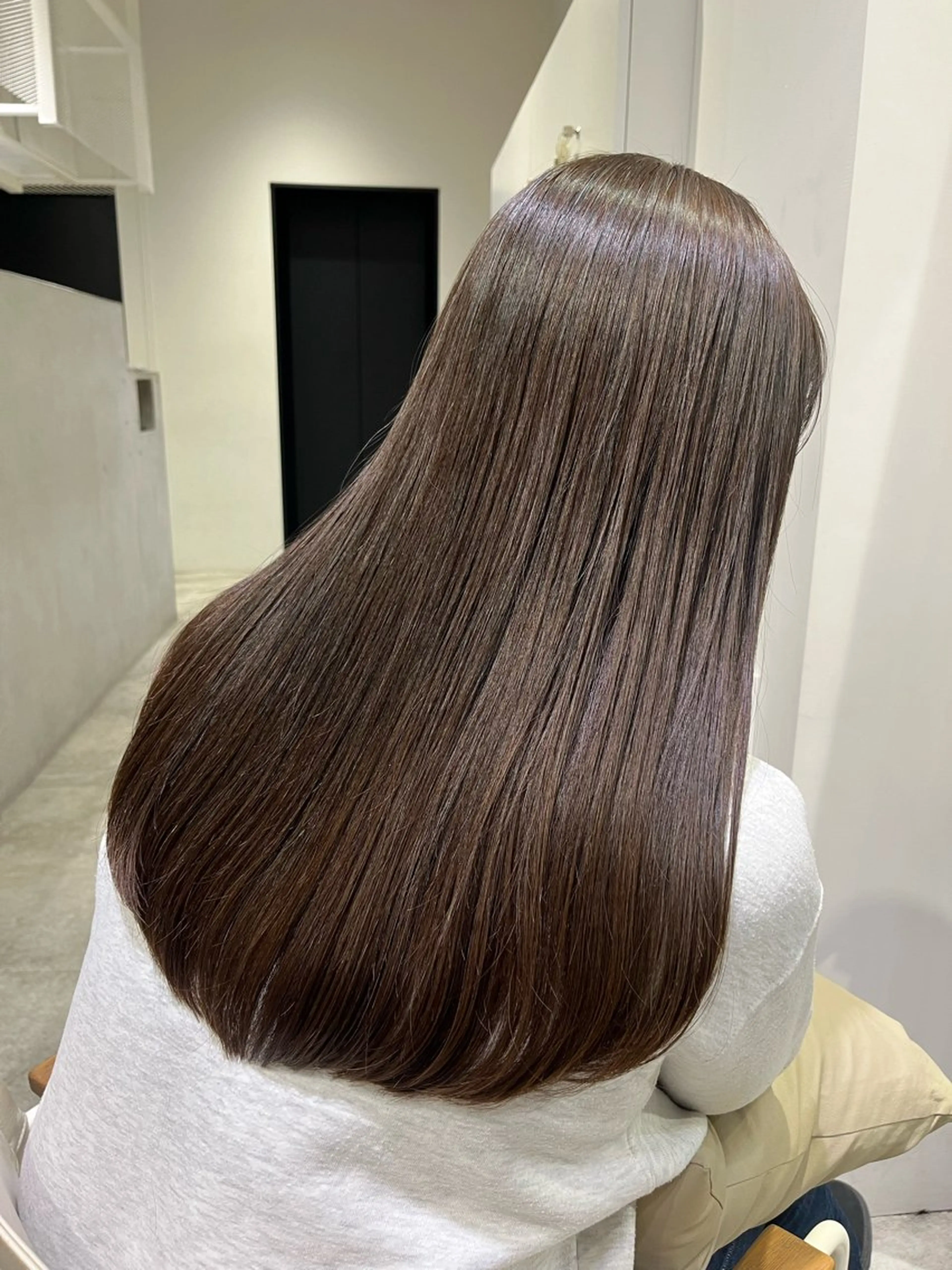 カラー 透明感カラー オリーブカラー 坂本 寧々のヘアスタイル