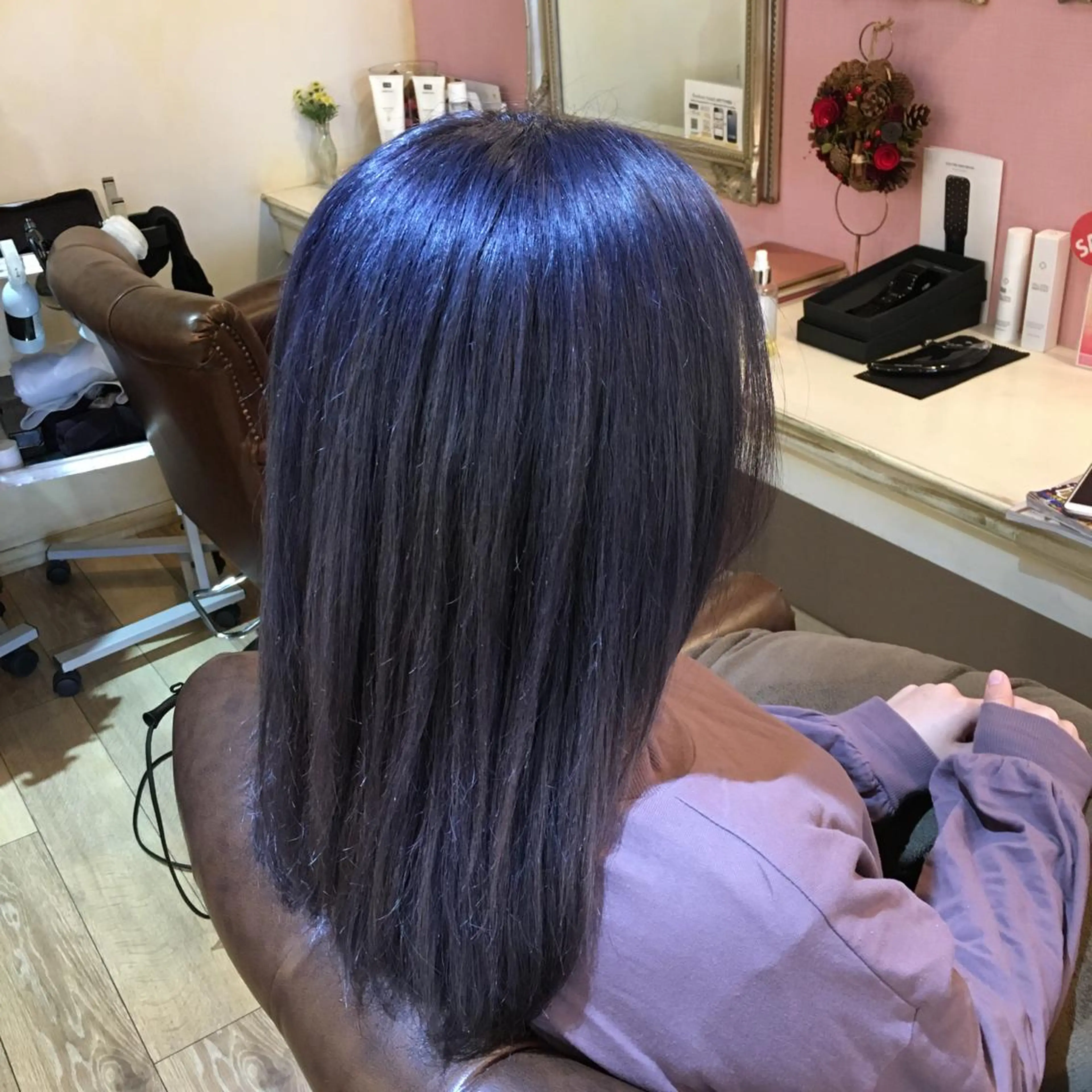 ミディアム カラー カット ヘアカラー トリートメント plaatje 義見のヘアスタイル