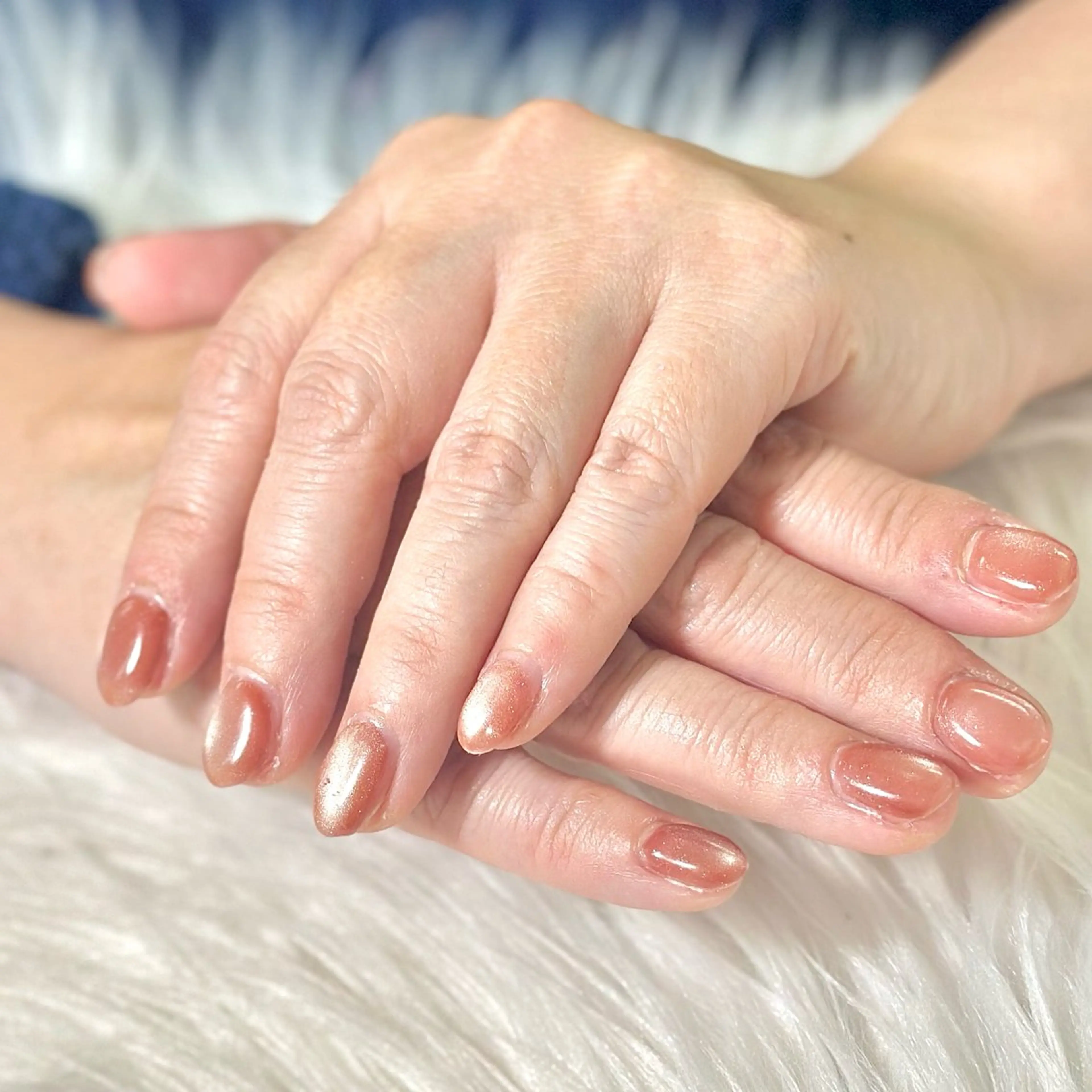 ネイル ブラウン マグネットネイル シンプルネイル ハンドネイル Heartnail Hino Reinaのネイルデザイン