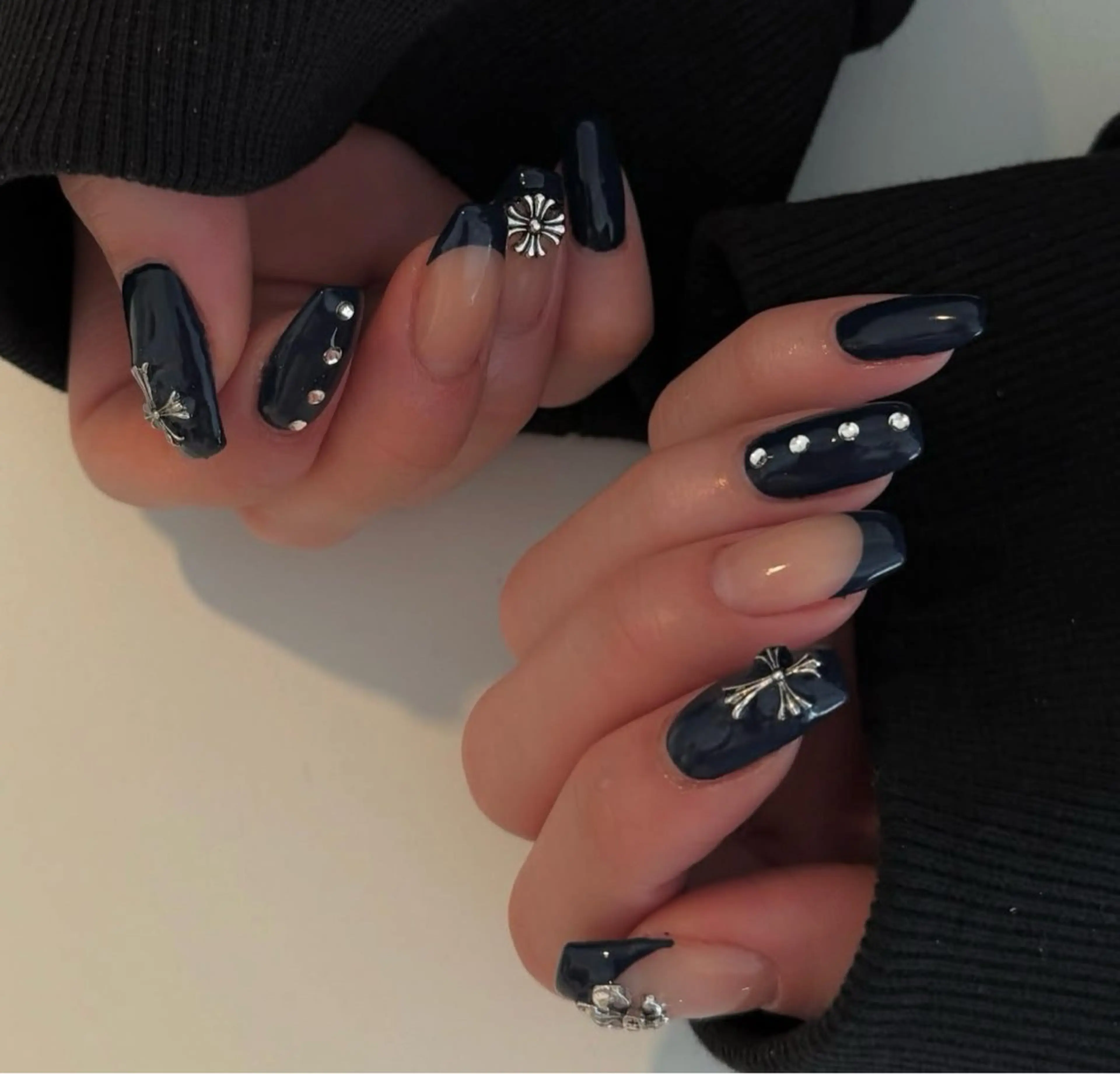 ネイル ハンドネイル NiJi Nailsのネイルデザイン