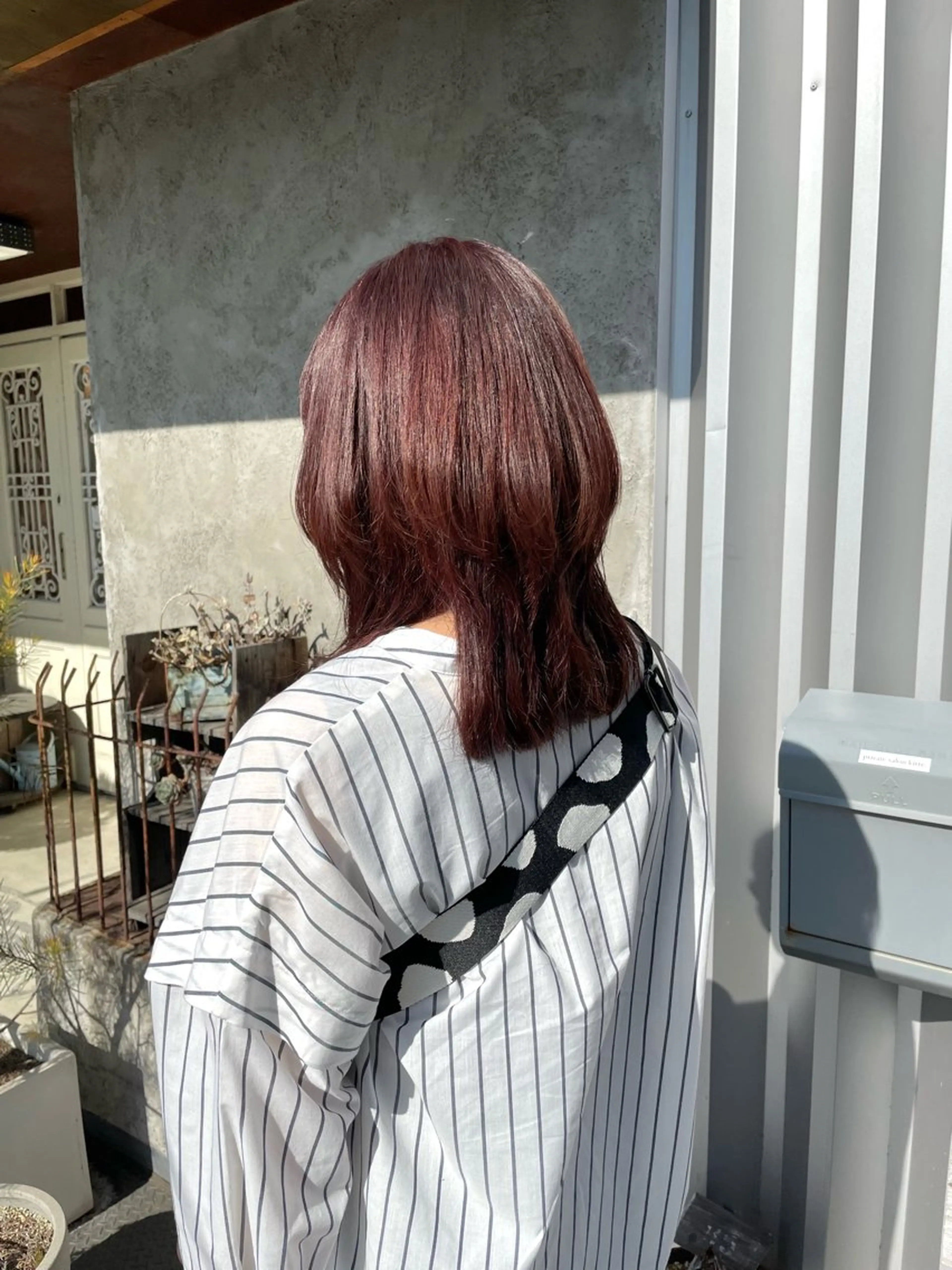 ミディアム カラー 西本 綾華のマツエク・マツパデザイン