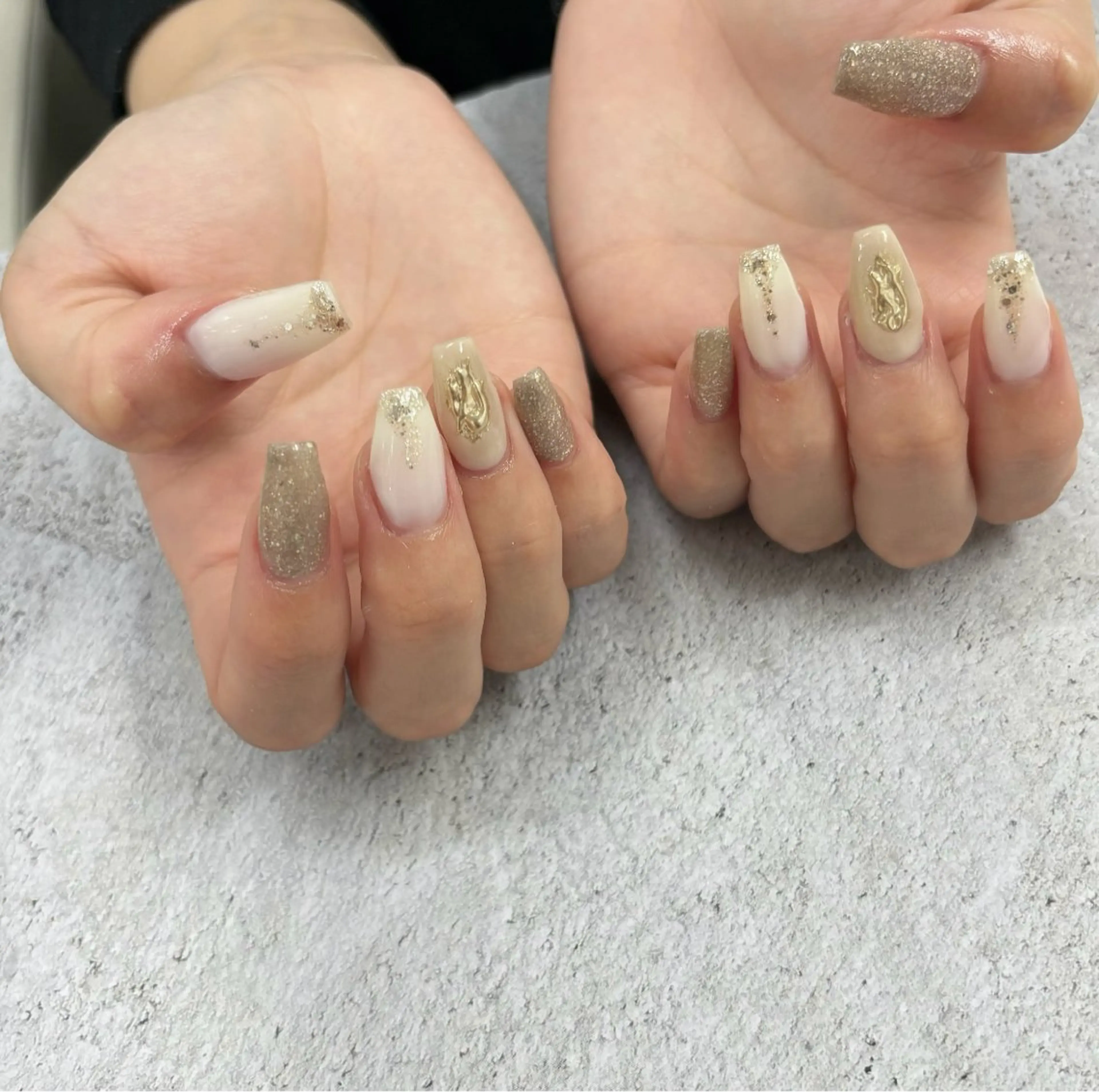 ネイル アートネイル シンプルネイル ＿white所属・_white 上本町のネイルデザイン