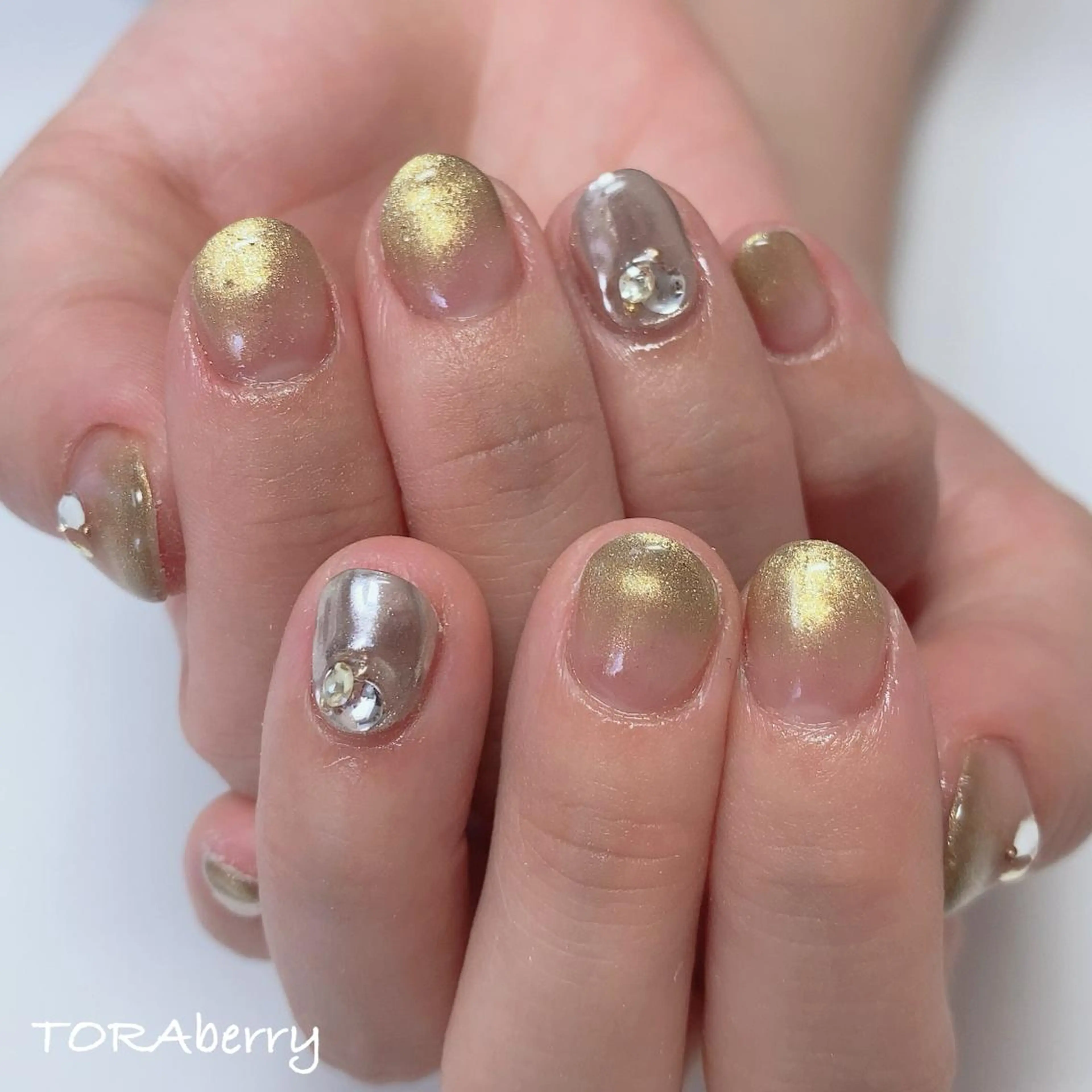 ネイル ネイリスト なつみのネイルデザイン