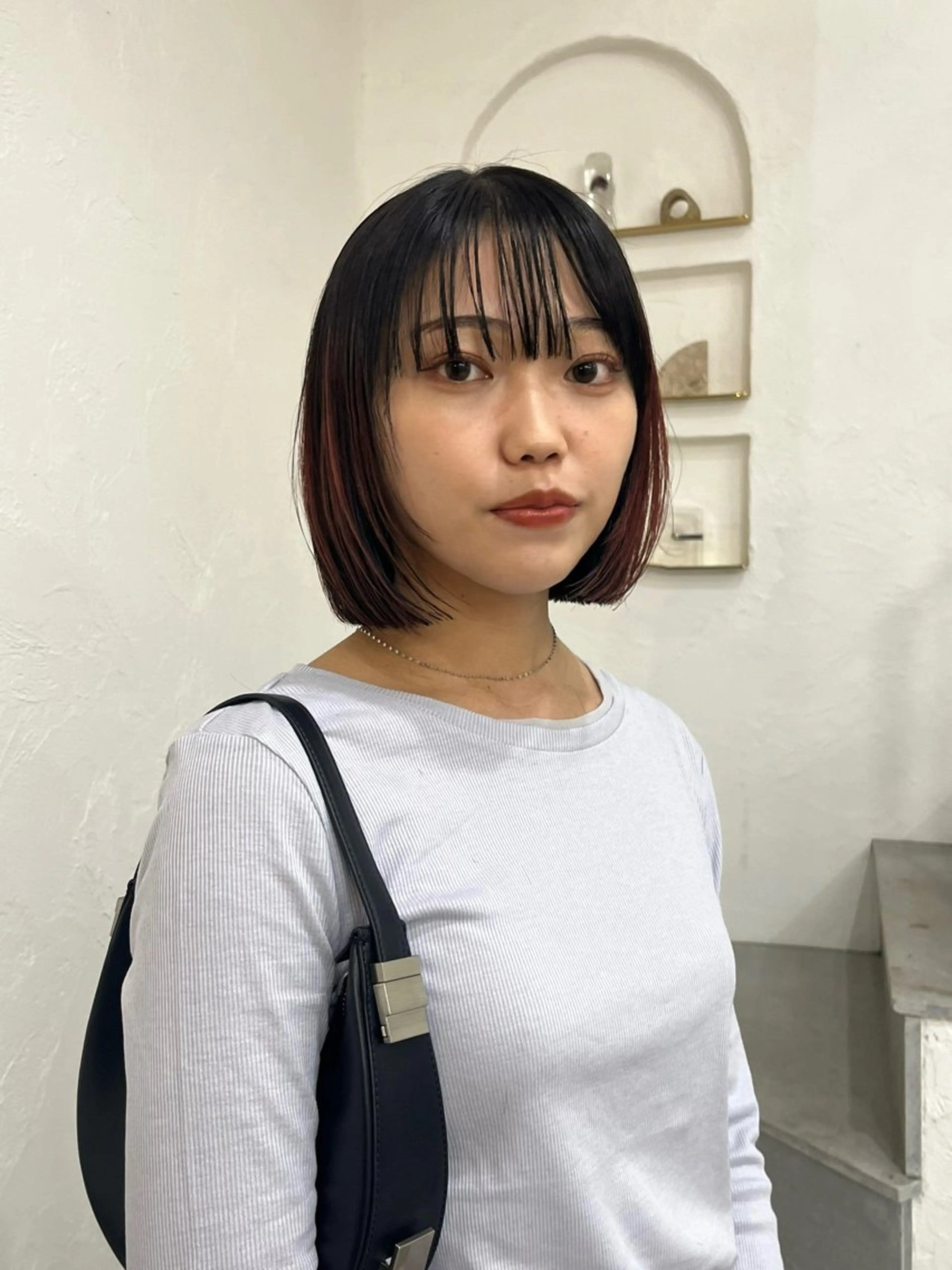 ミディアム イシイ モエカのヘアスタイル