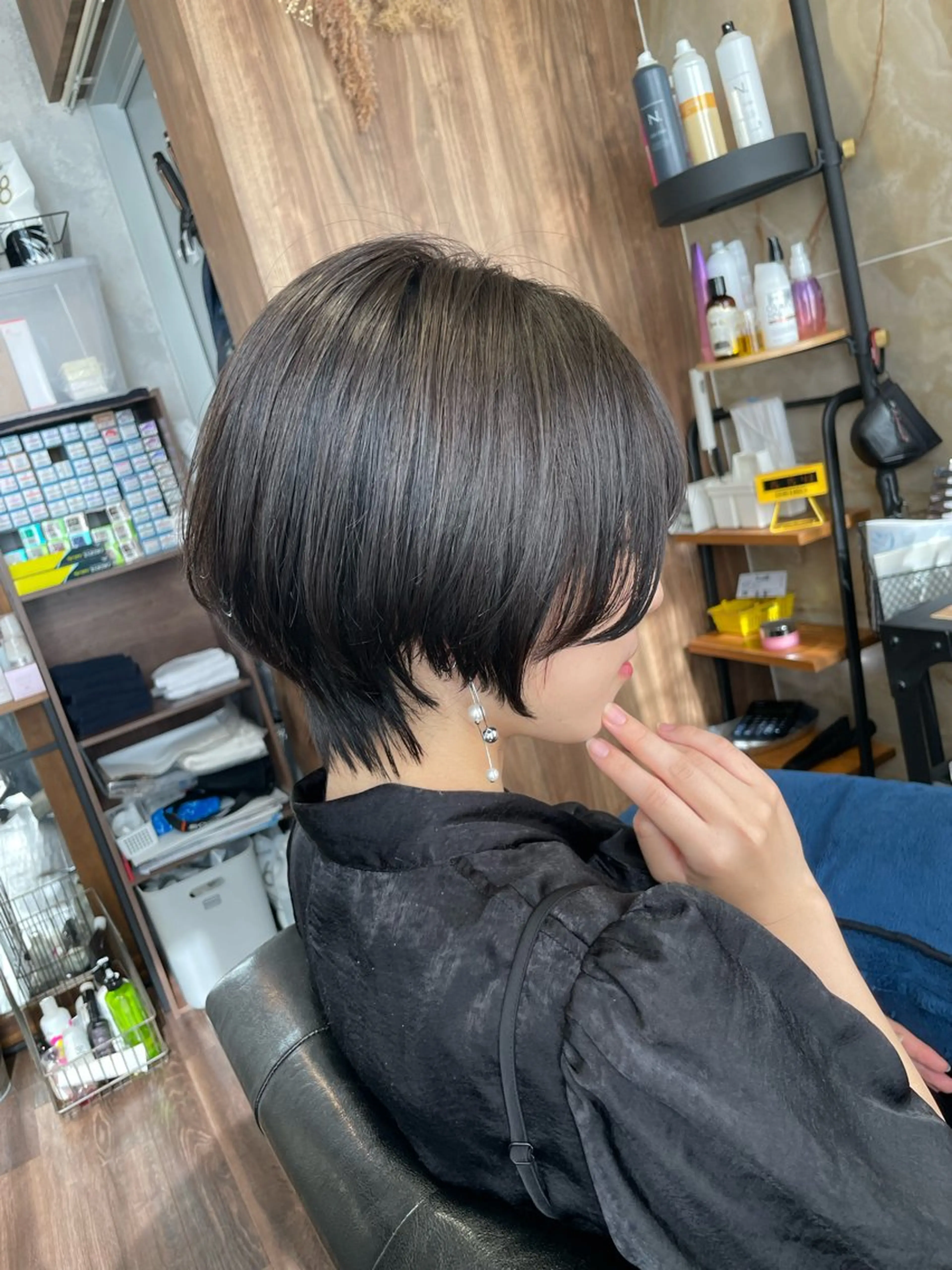 ショート カラー カット Lull1人美容室 バレイヤージュのヘアスタイル