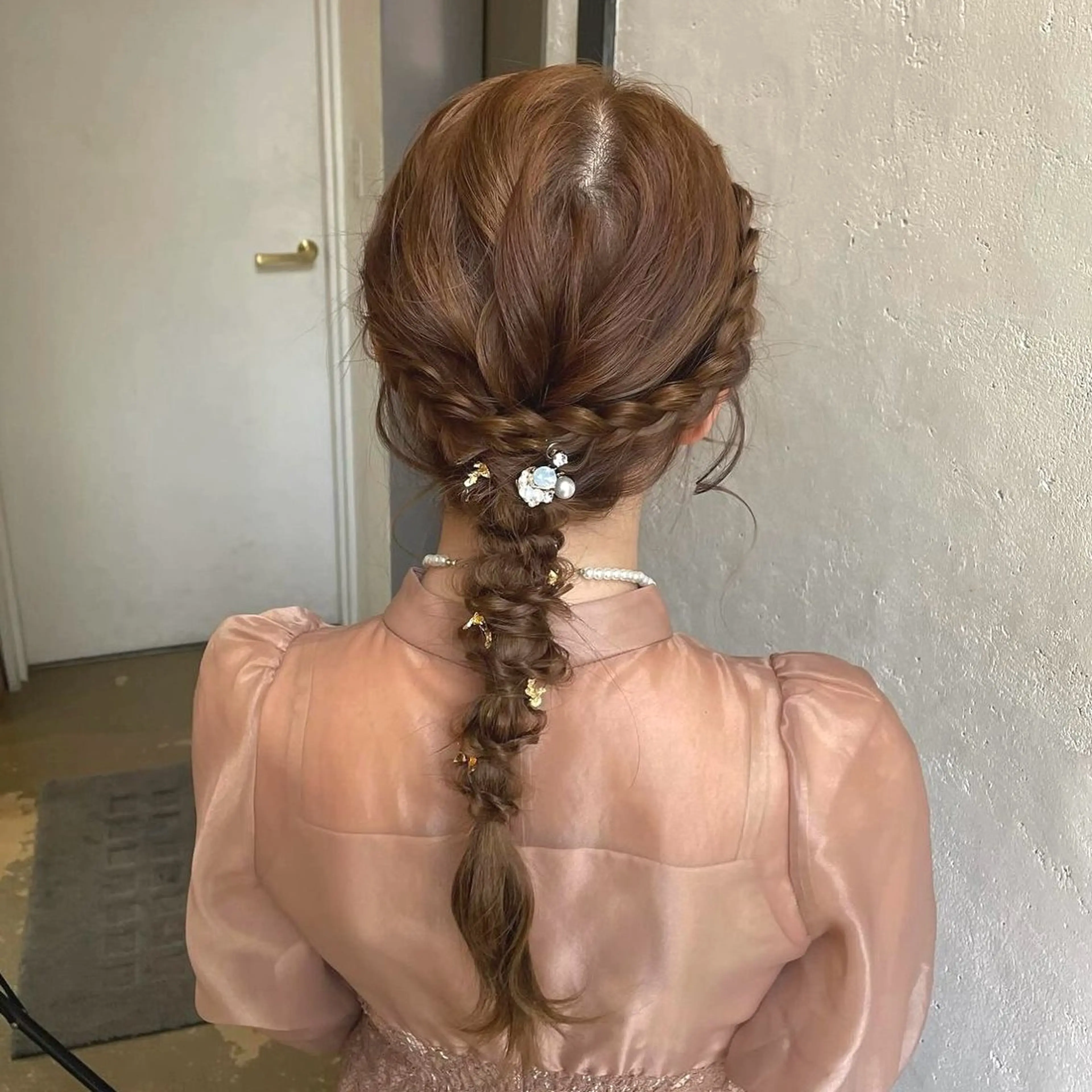 ヘアアレンジ 三つ編み ヘアセット 縮毛矯正ヘアアレンジ 🌸三輪知優🌸のヘアスタイル