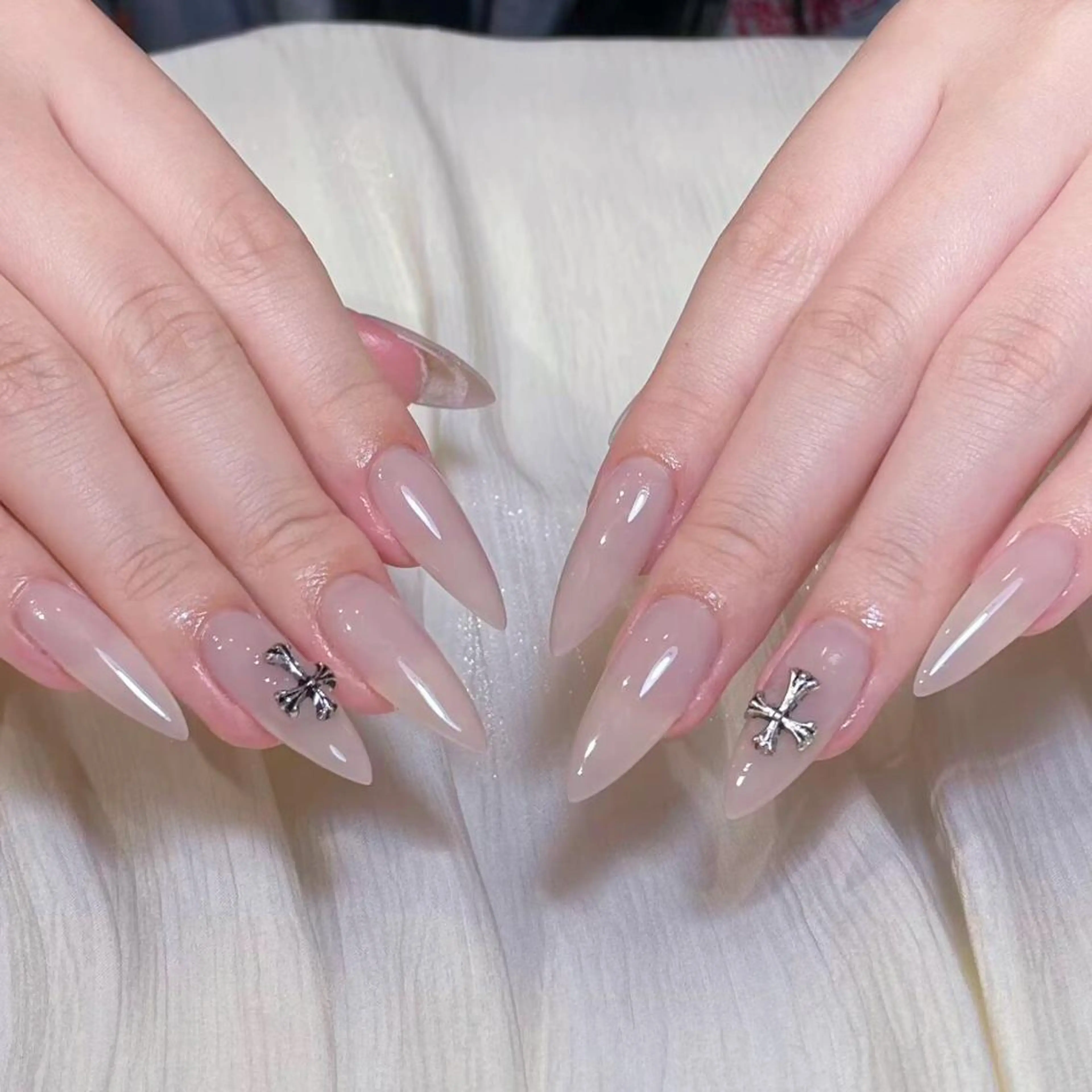 ネイル ハンドネイル ハンドケア Lumina Nail💕のネイルデザイン