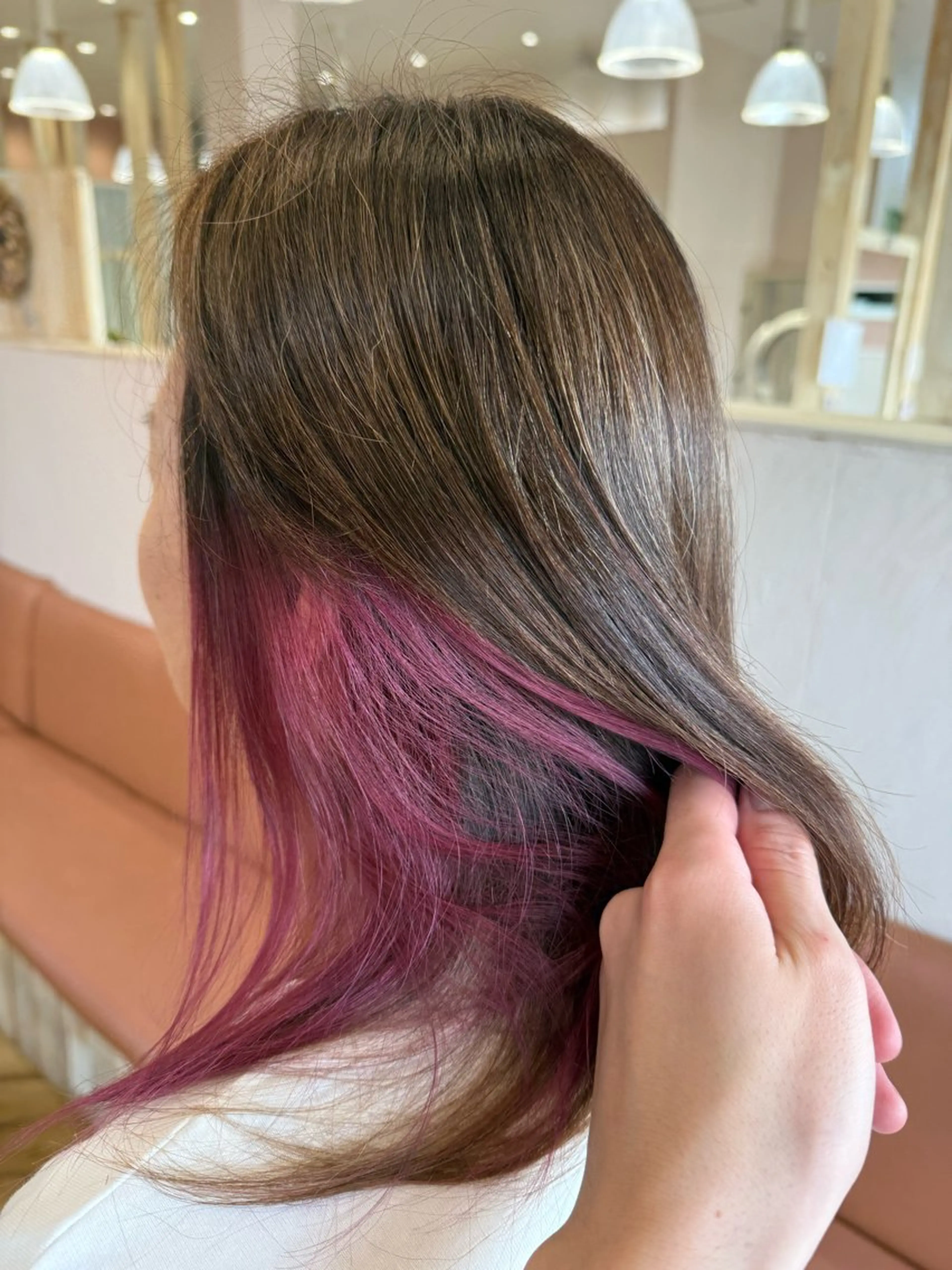 ミディアム カラー 辻　メンズカット ハイライトカラーのヘアスタイル