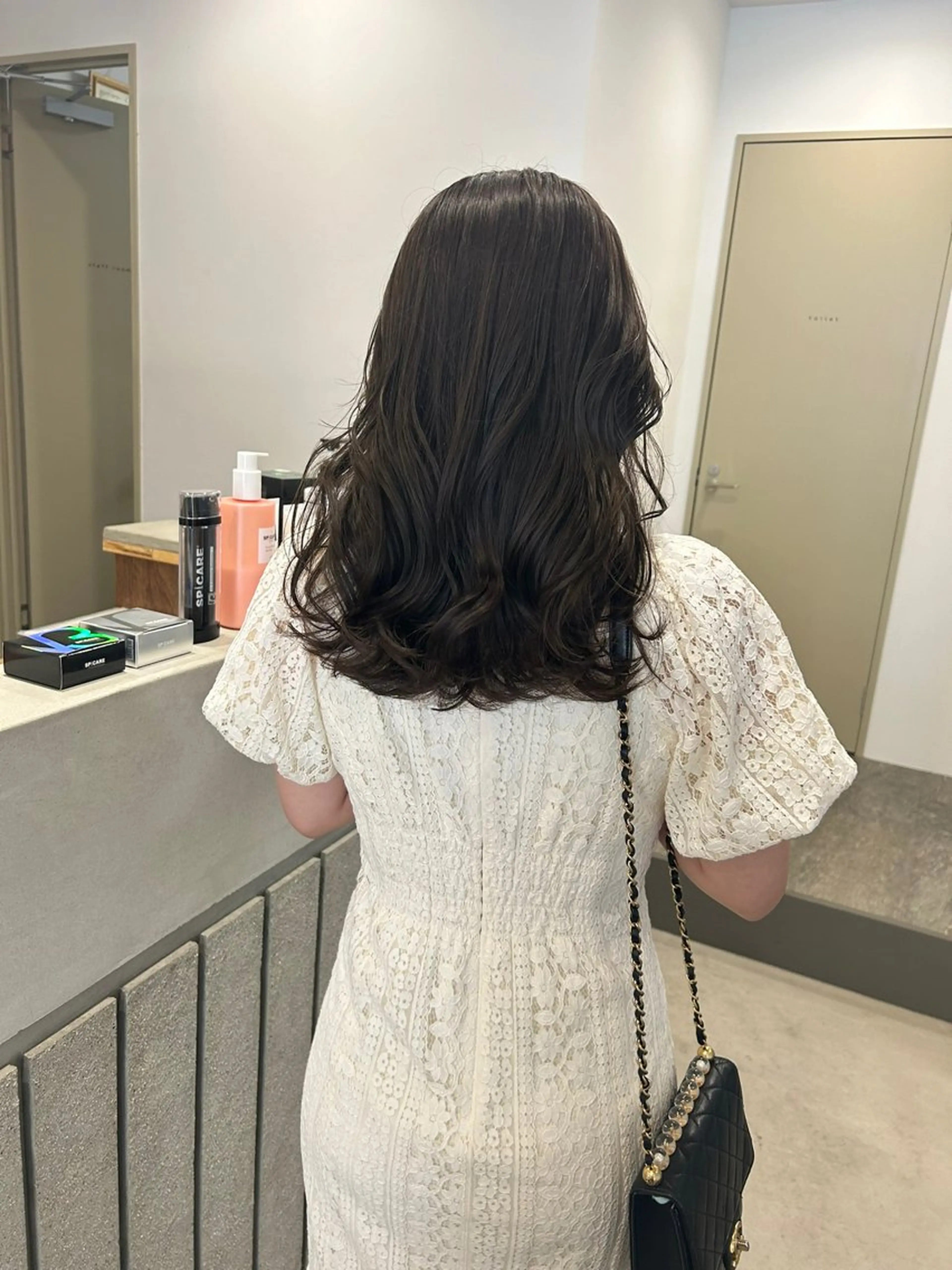 セミロング カラー カット ヘアカラー トリートメント ashiato mizukiのヘアスタイル