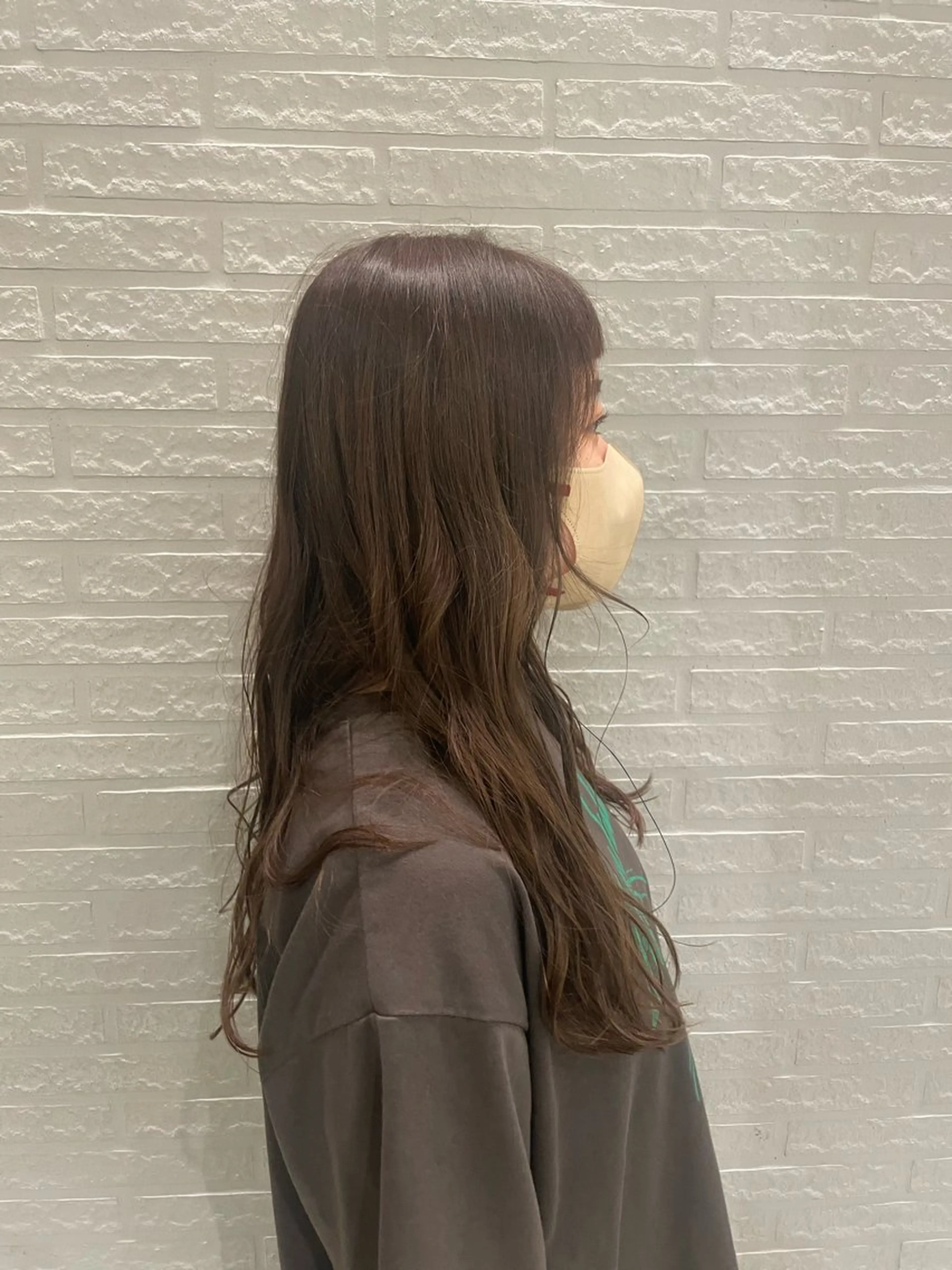 ロング カラー 大川 美優のヘアスタイル