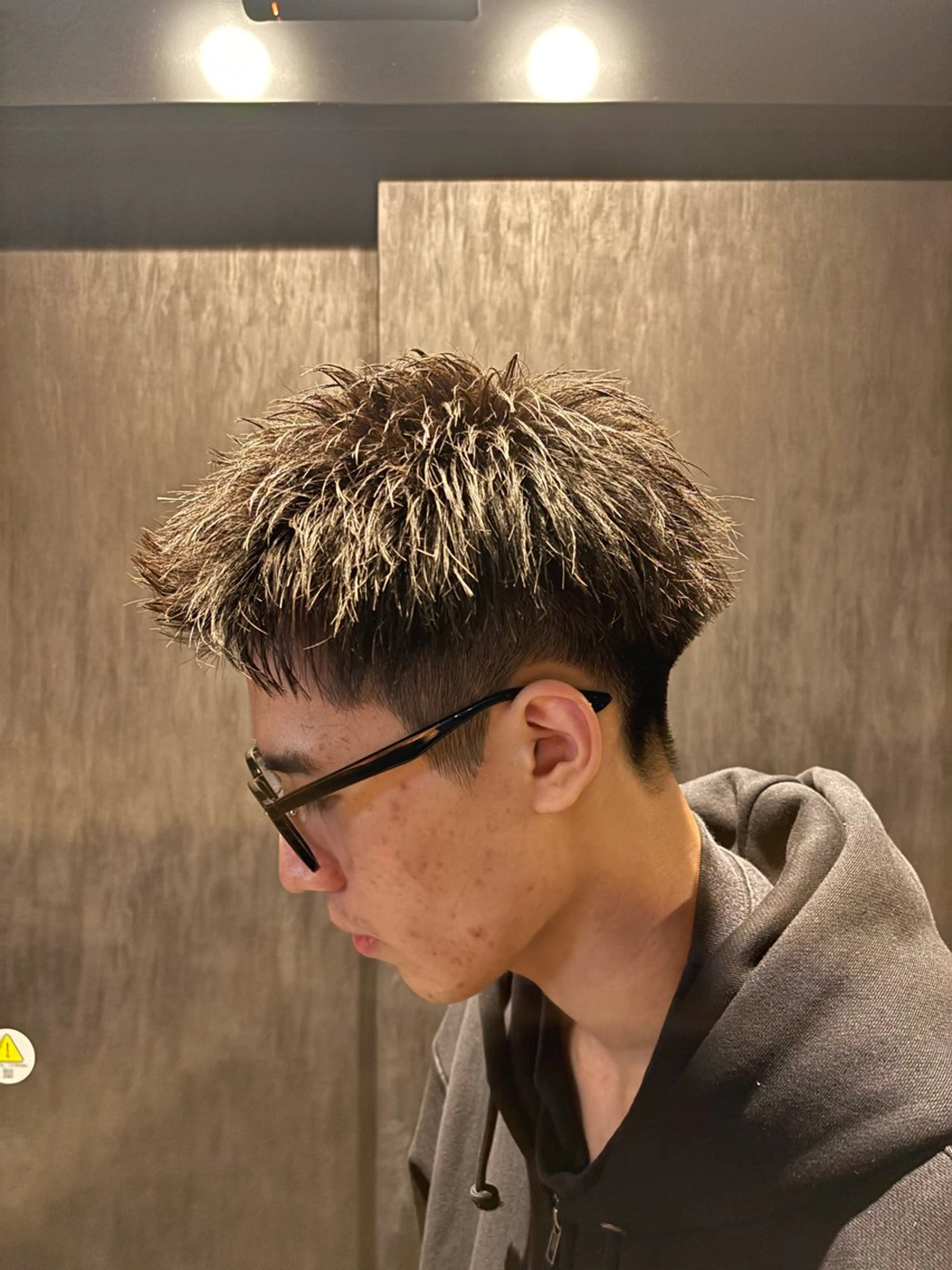 ショート メンズ 刈り上げ ショートヘア 波巻き/ツイスパ/ 短髪/鈴木俊也のヘアスタイル