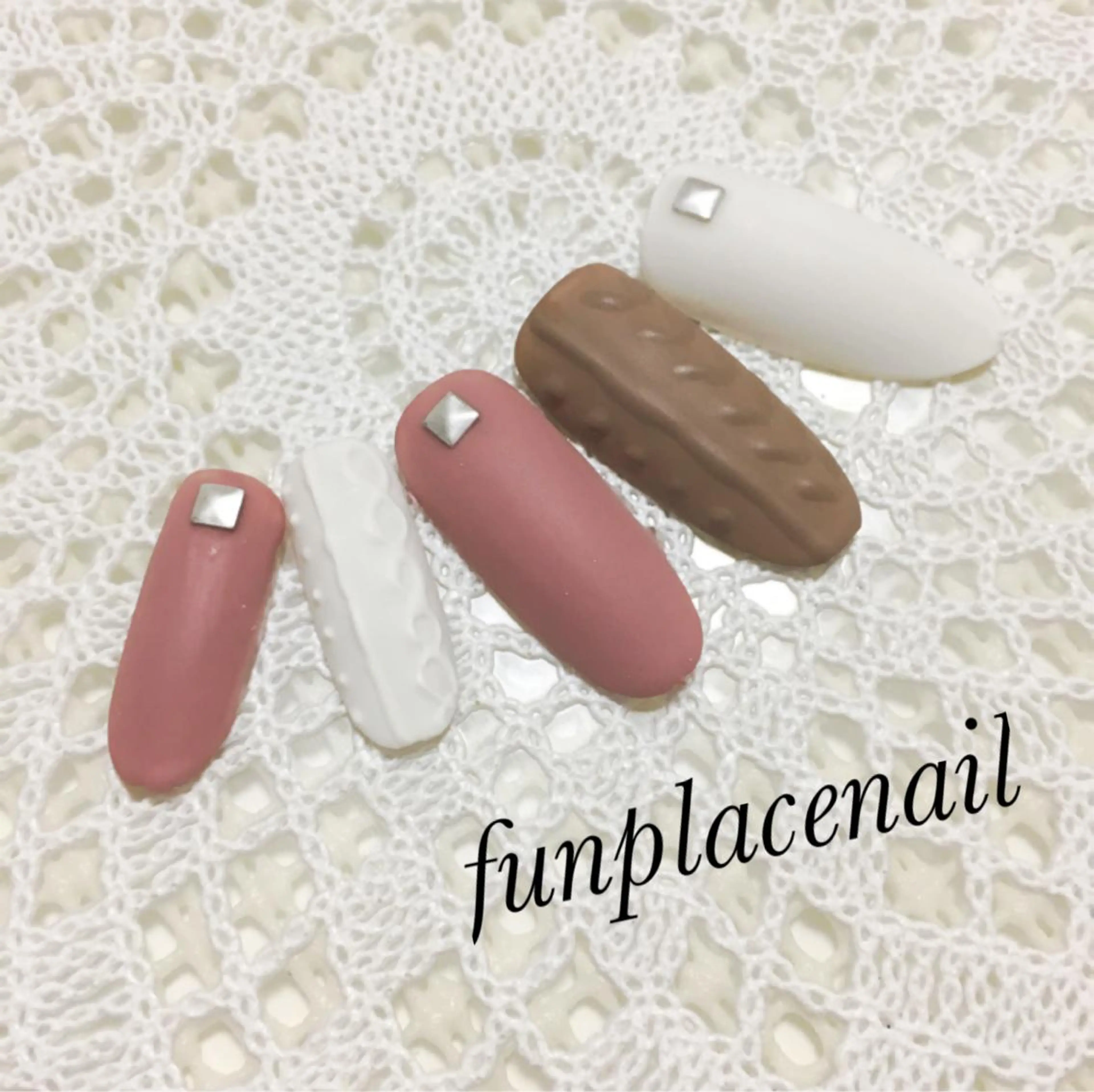 ショート ミディアム セミロング ロング カラー パーマ ヘアアレンジ キッズ ネイル マツエク・マツパ nail salon&school felice所属・フェリーチェ瑞江店 新山のネイルデザイン