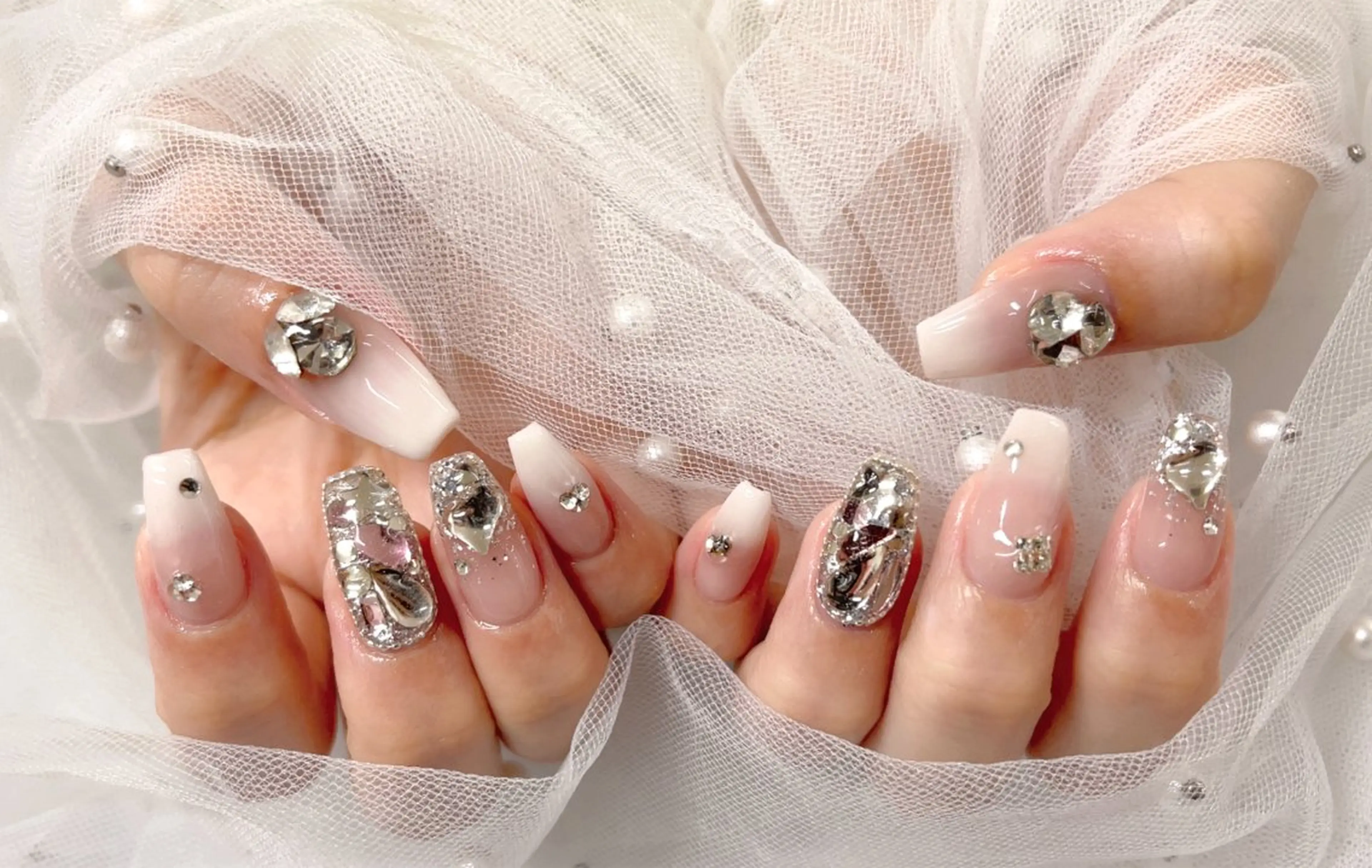 ネイル ハヤシ ミカのネイルデザイン