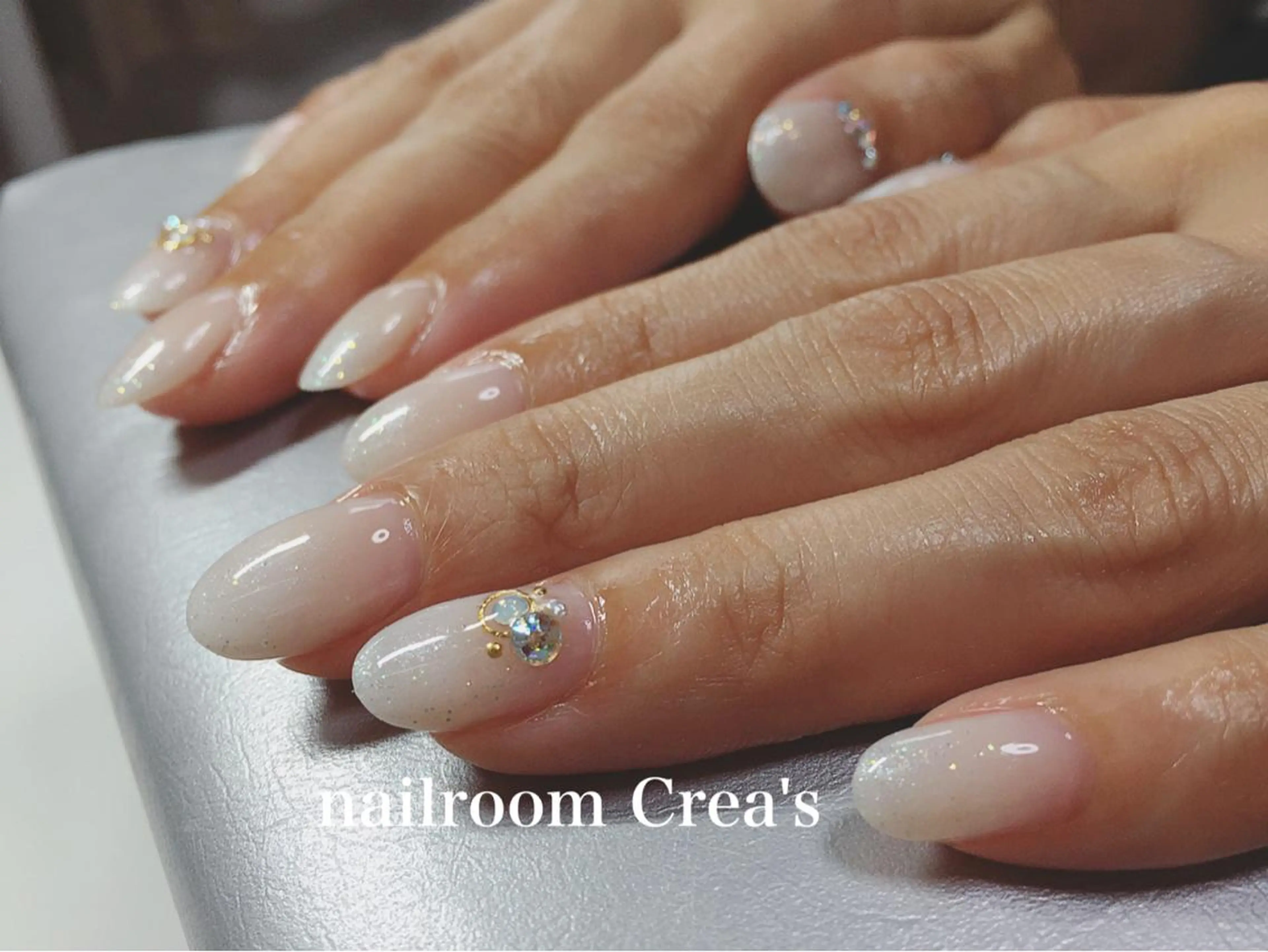 ネイル アートネイル グラデーション シンプルネイル nailroom Crea'sのネイルデザイン