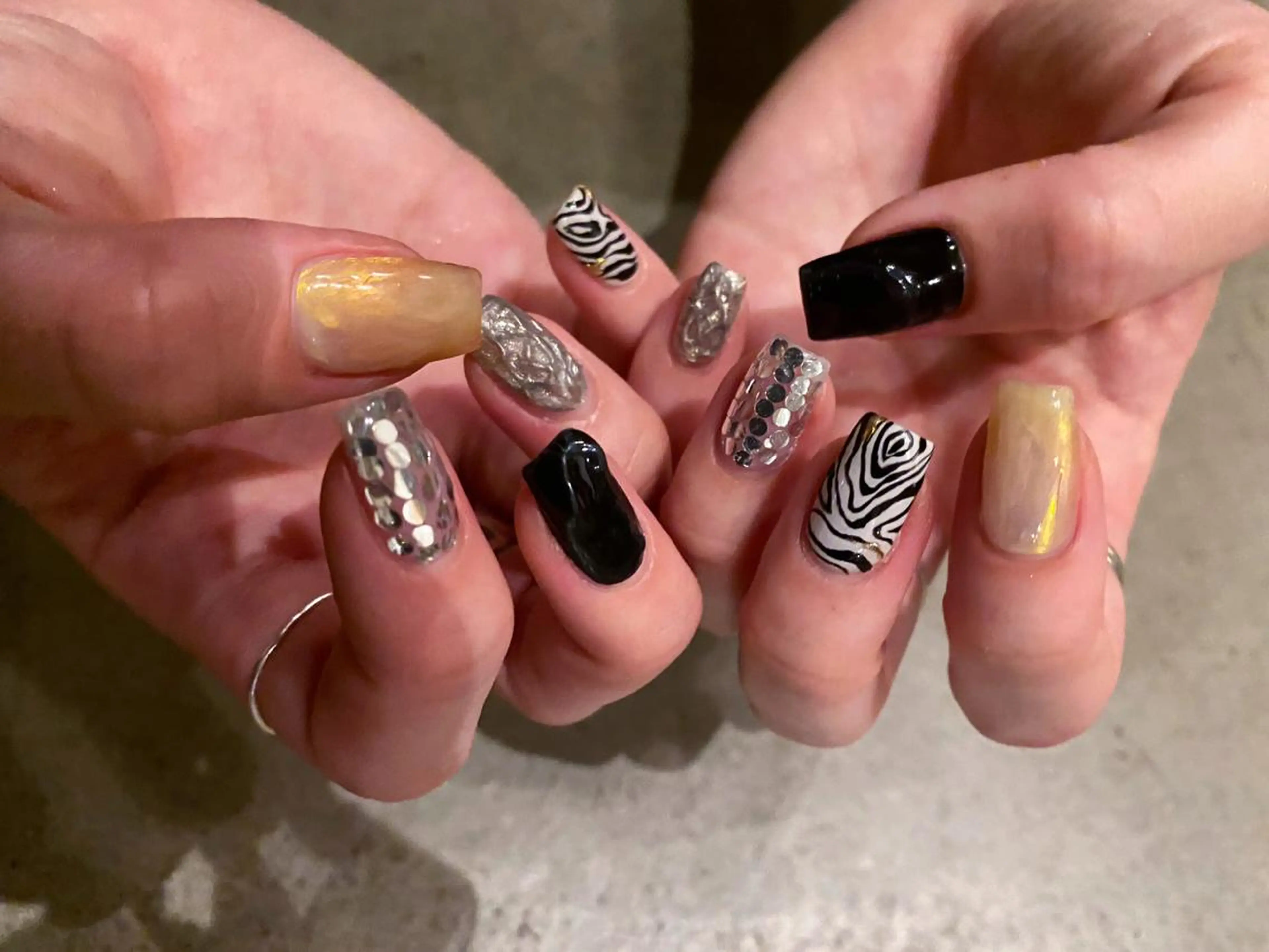 ネイル óæk nailのネイルデザイン