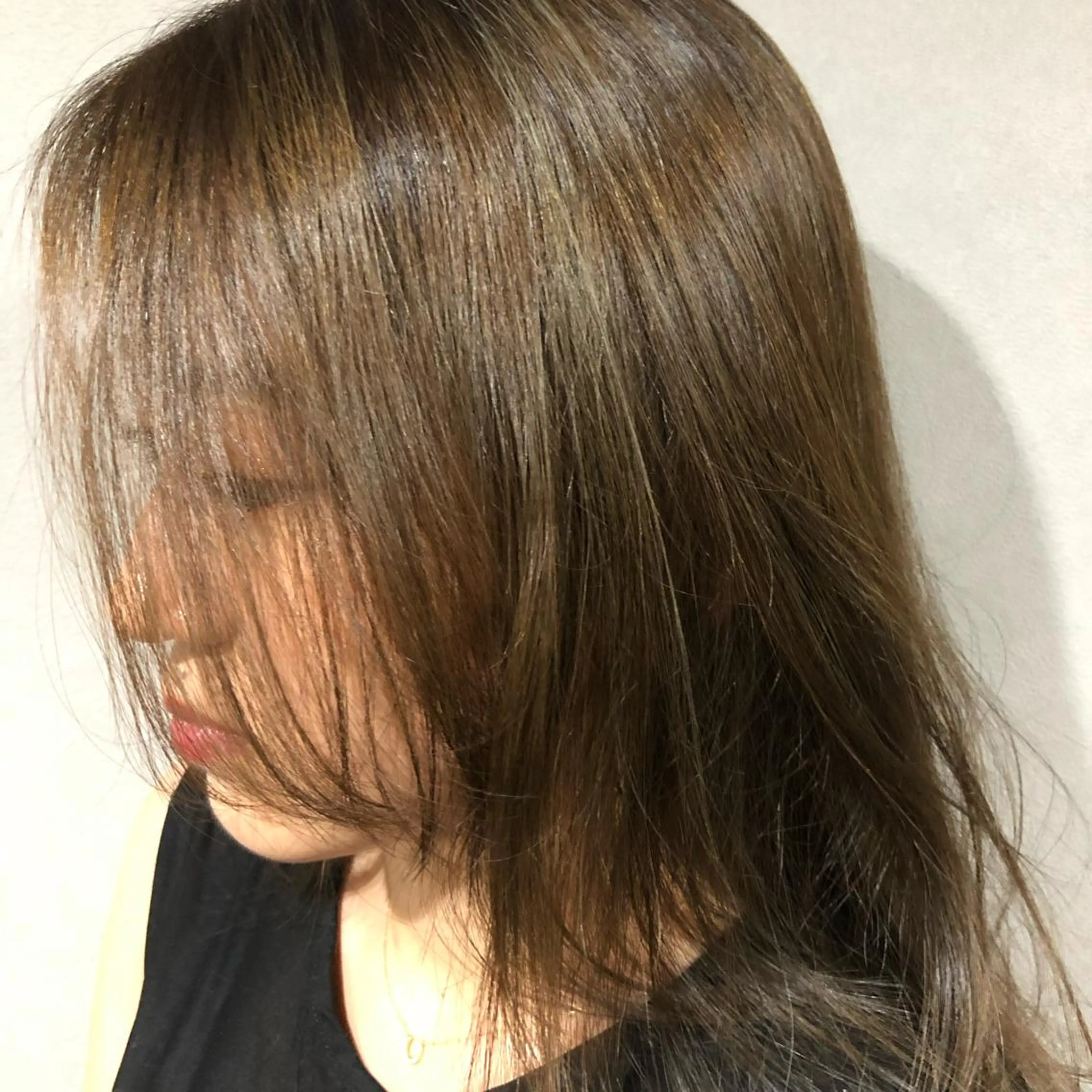 セミロング カラー ハイライトカラー ハイライト 神保 佑斗のヘアスタイル
