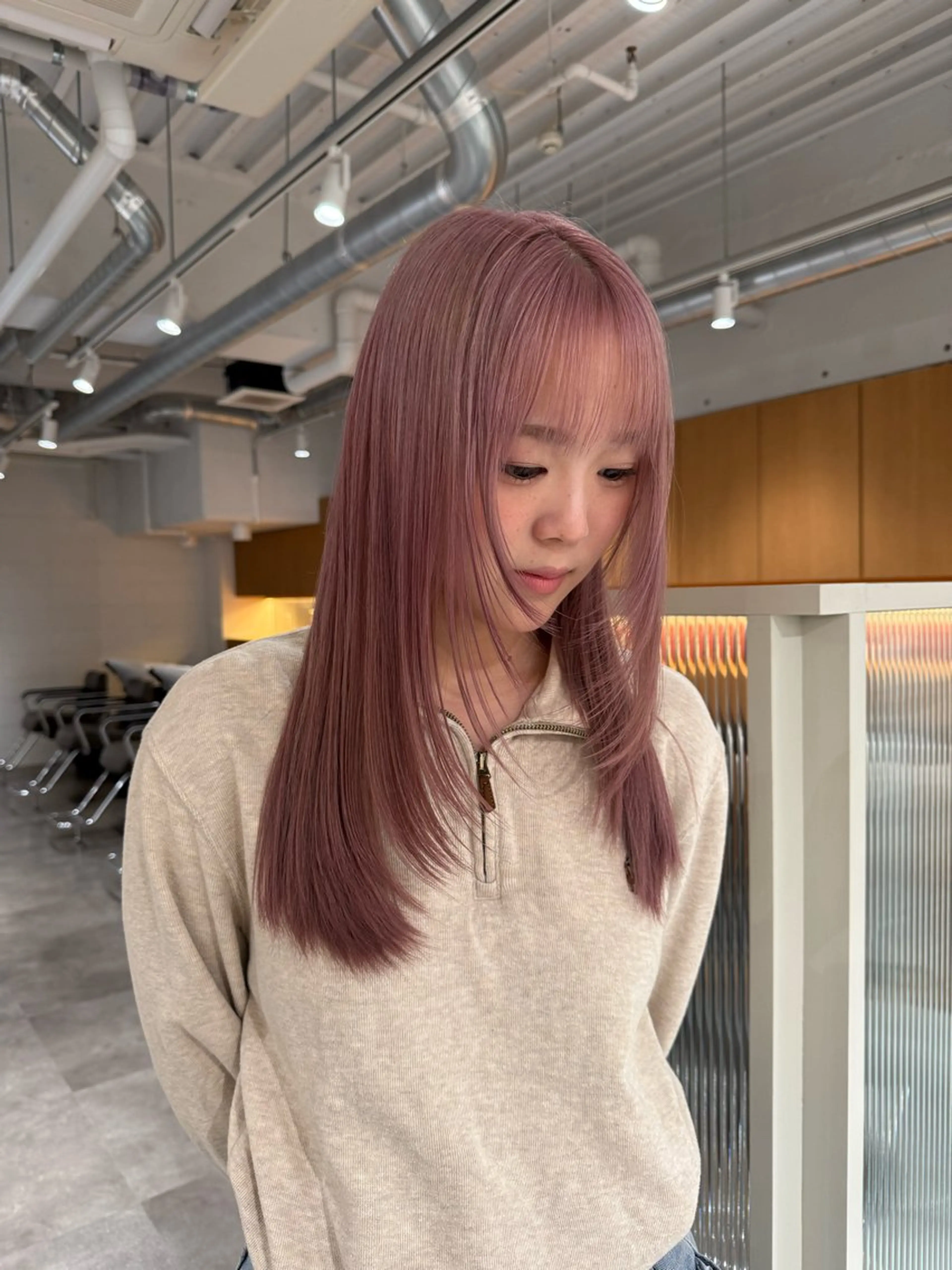 【高校生限定‼️黒髪卒業】イメチェンブリーチカラー‼️の写真