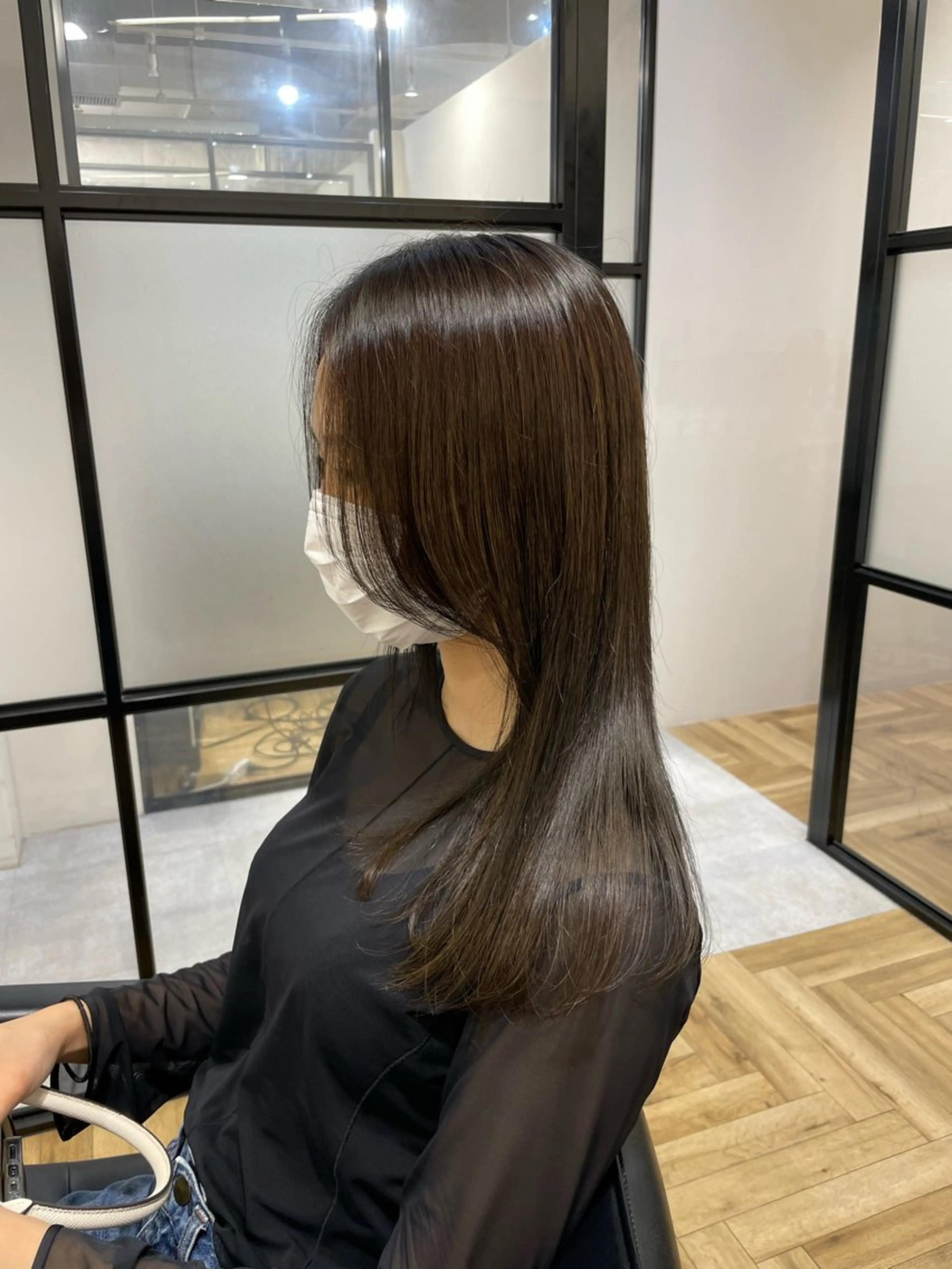 セミロング ヘアカラー トリートメント FLAWEN.所属・akane .のヘアスタイル