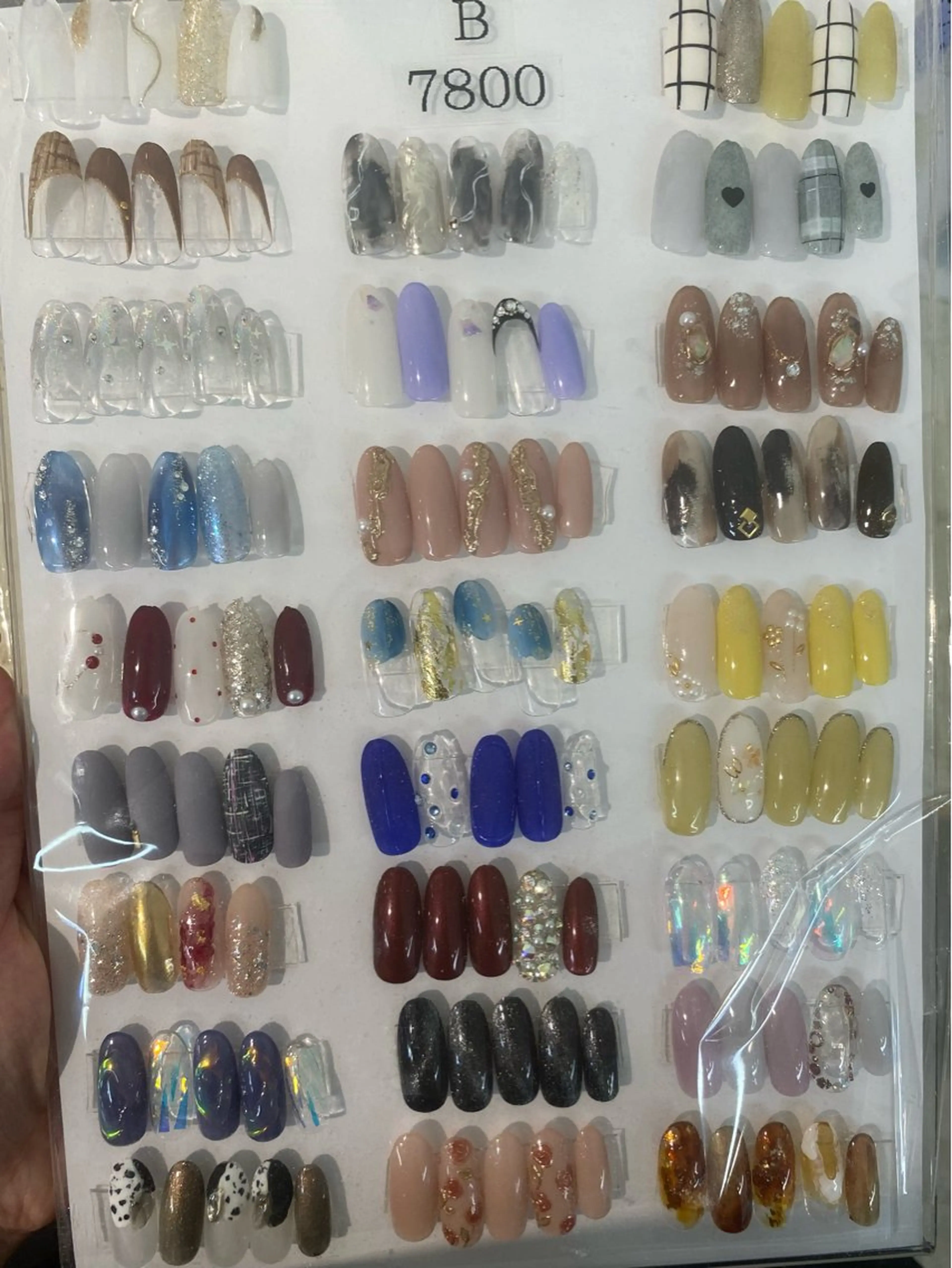 ネイル PEPE by okaba 平野店所属・mai 大阪市平野区ネイルのネイルデザイン