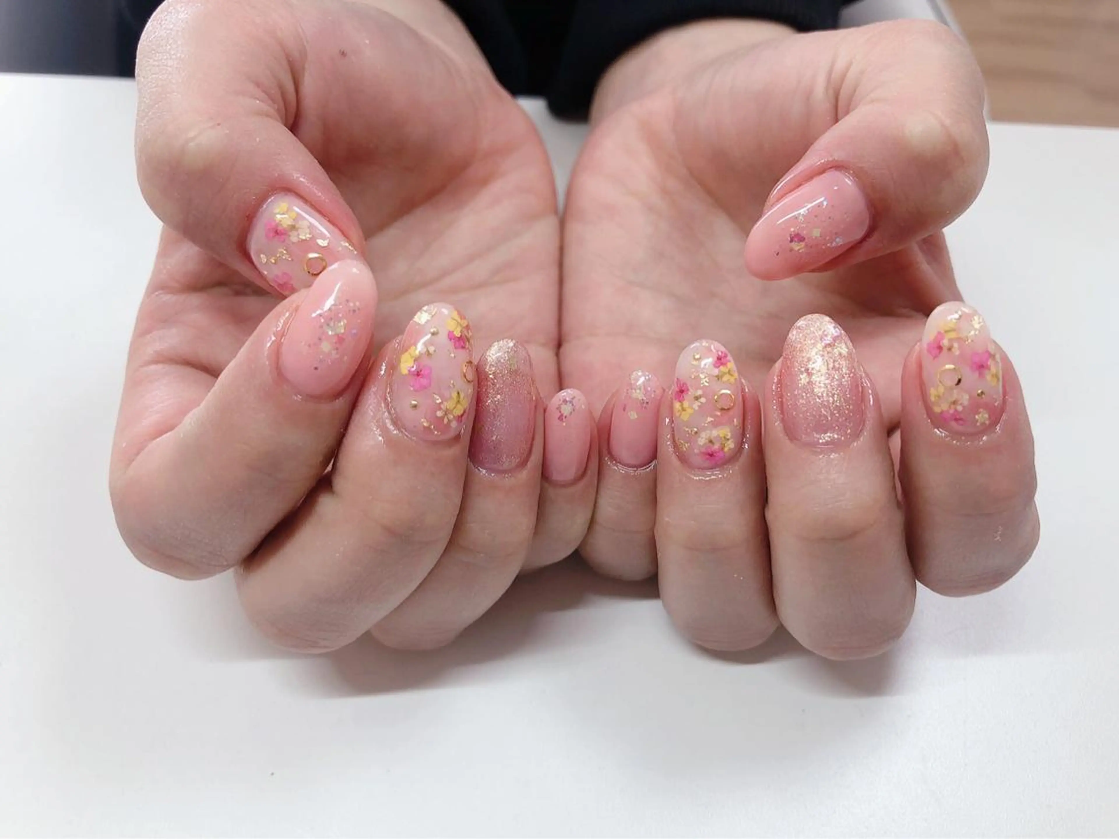 ネイル フットネイル グリーン オフィスネイル ワンカラーネイル Lily Roseスタッフ一同のマツエク・マツパデザイン