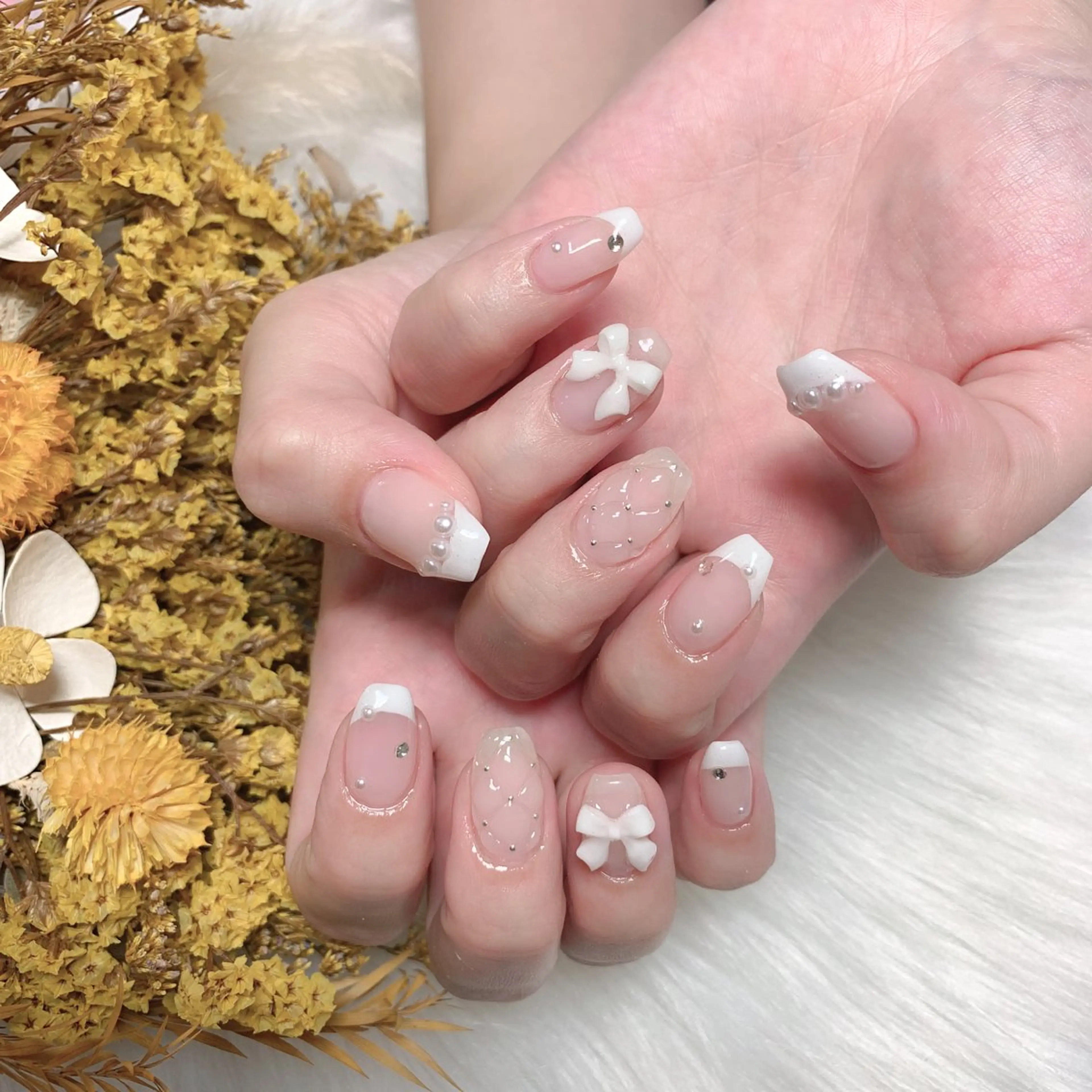 ネイル ハンドネイル 💅ネイルハウス🏡 🎀TOMO🎀のネイルデザイン