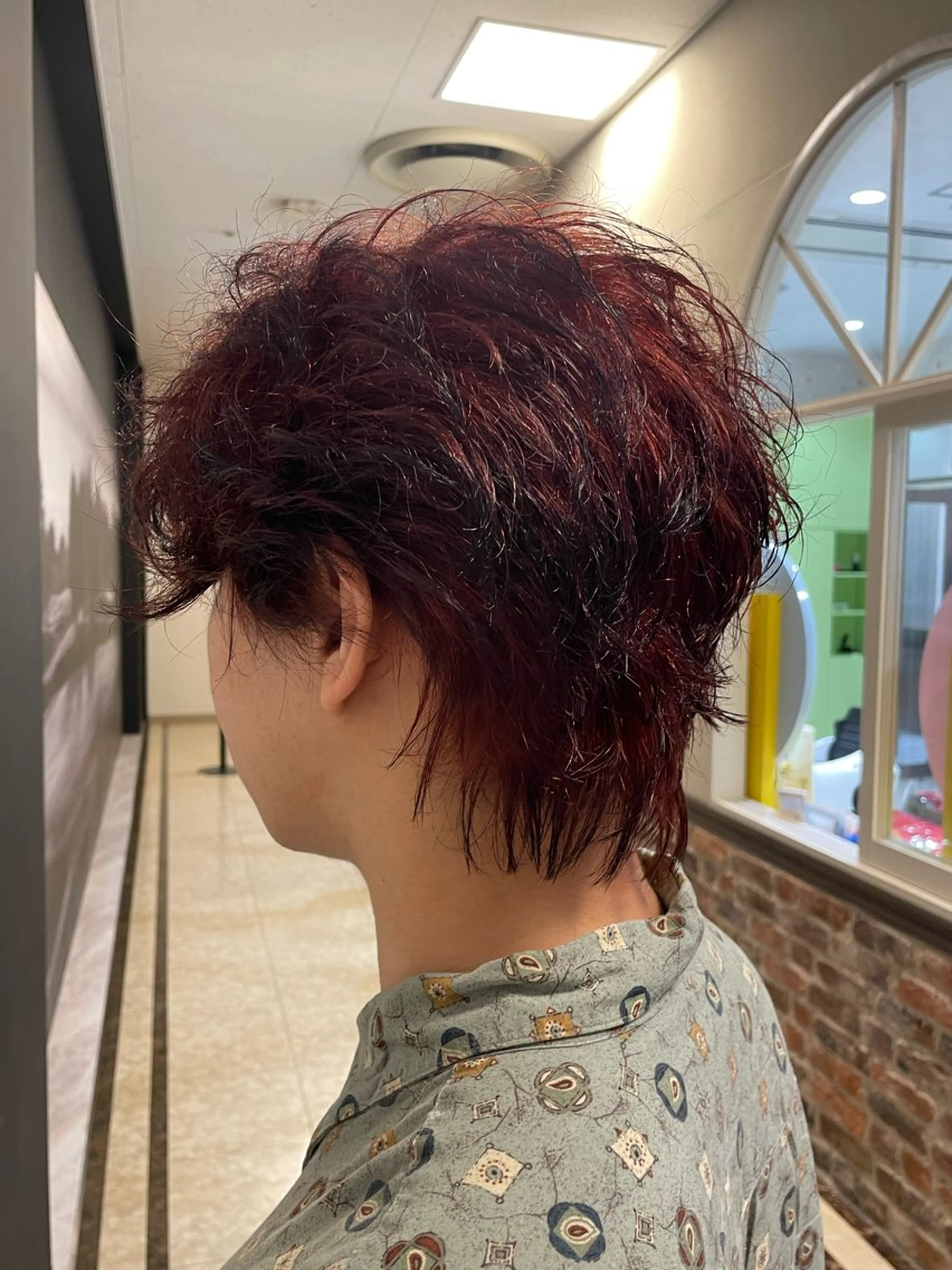 ショート カラー メンズ デザインカラー 岩崎 唯人のヘアスタイル