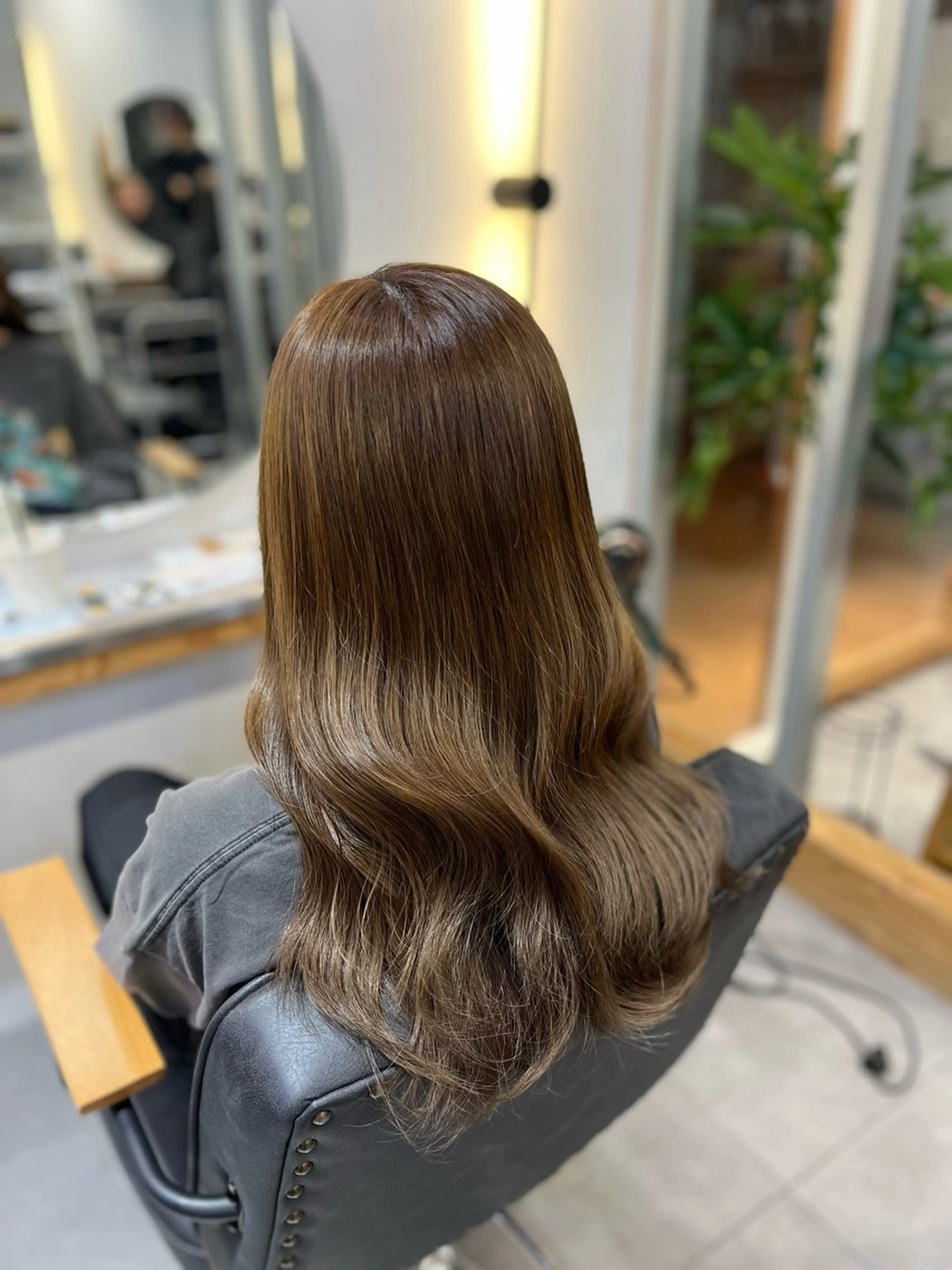 ロング 冨田 悠稀/ 髪質改善カラー🫧のヘアスタイル