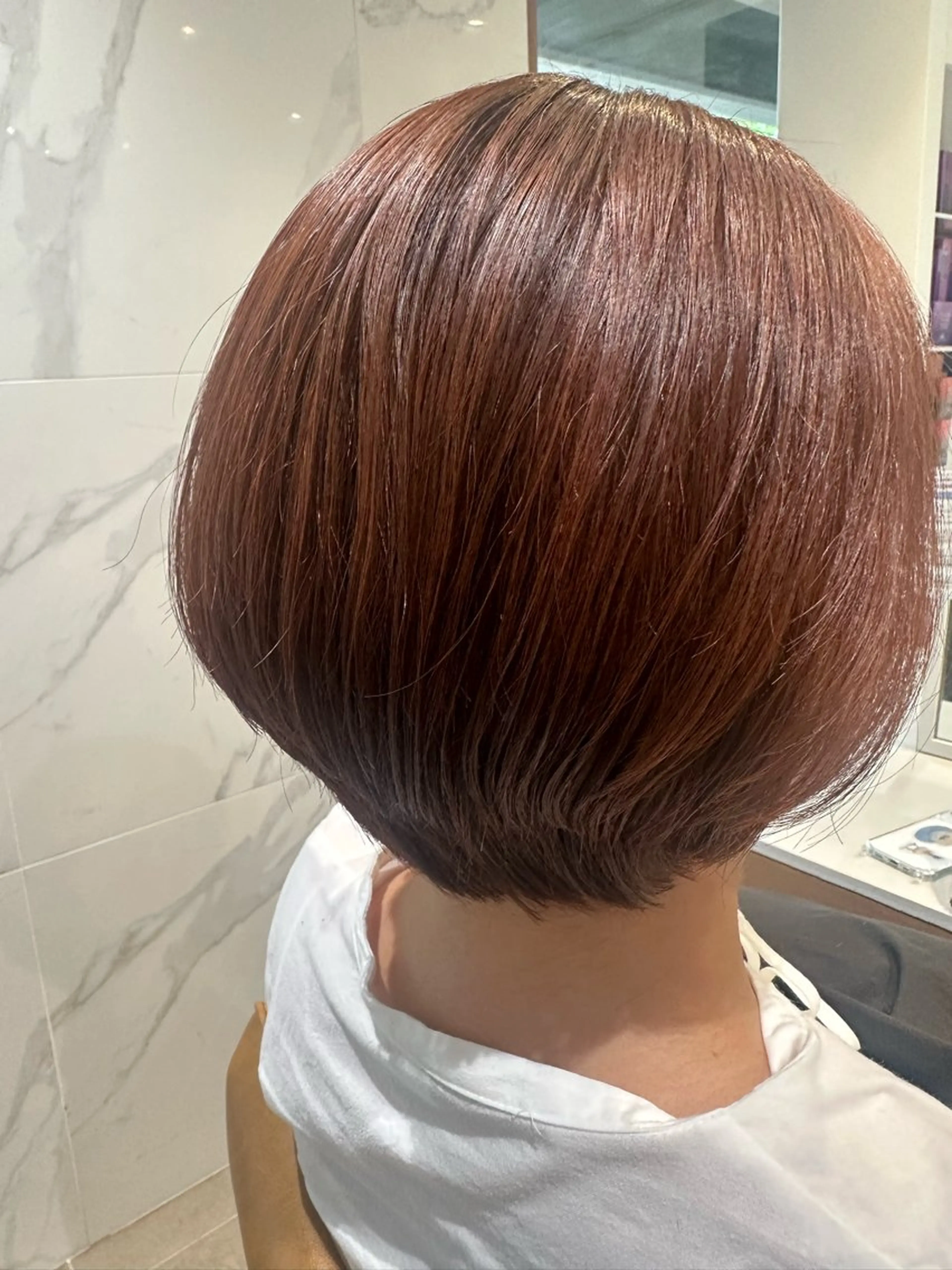 ショート カラー MIKA KITAMURAのヘアスタイル