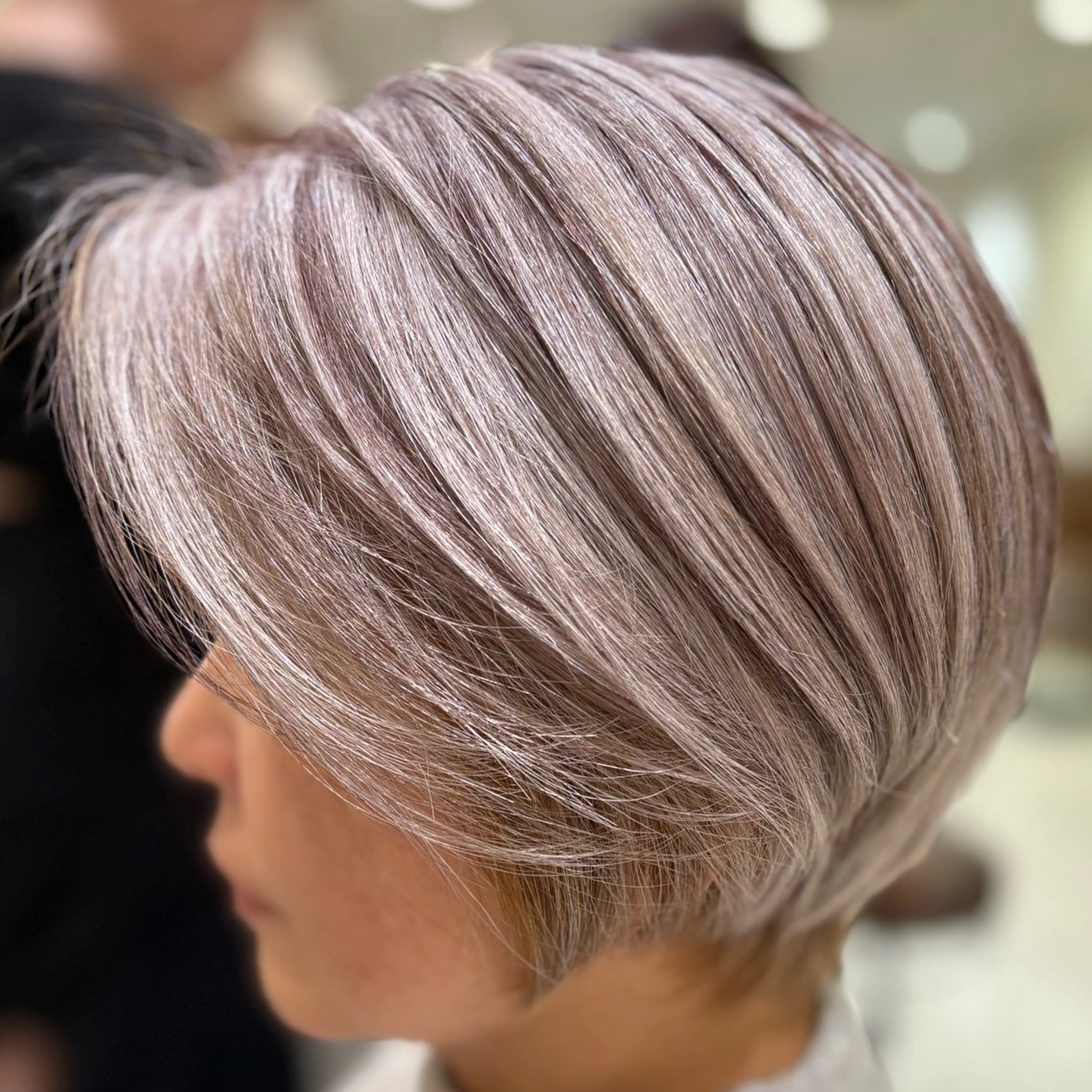 ショート カラー カット ヘアカラー 【店長】小見 翔平のヘアスタイル