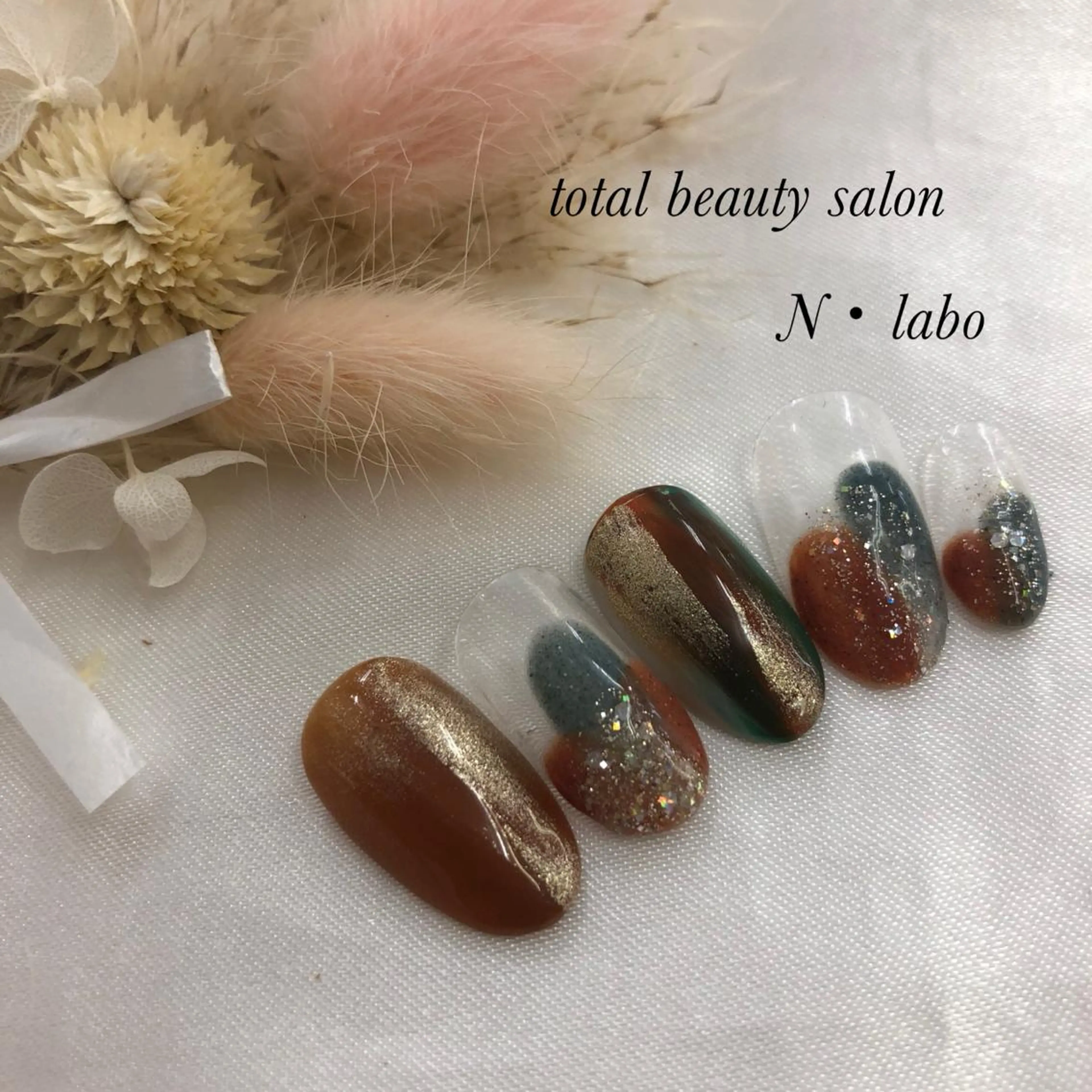 ネイル ニュアンスネイル ネイルチップ 冬ネイル Gracias. rieのネイルデザイン