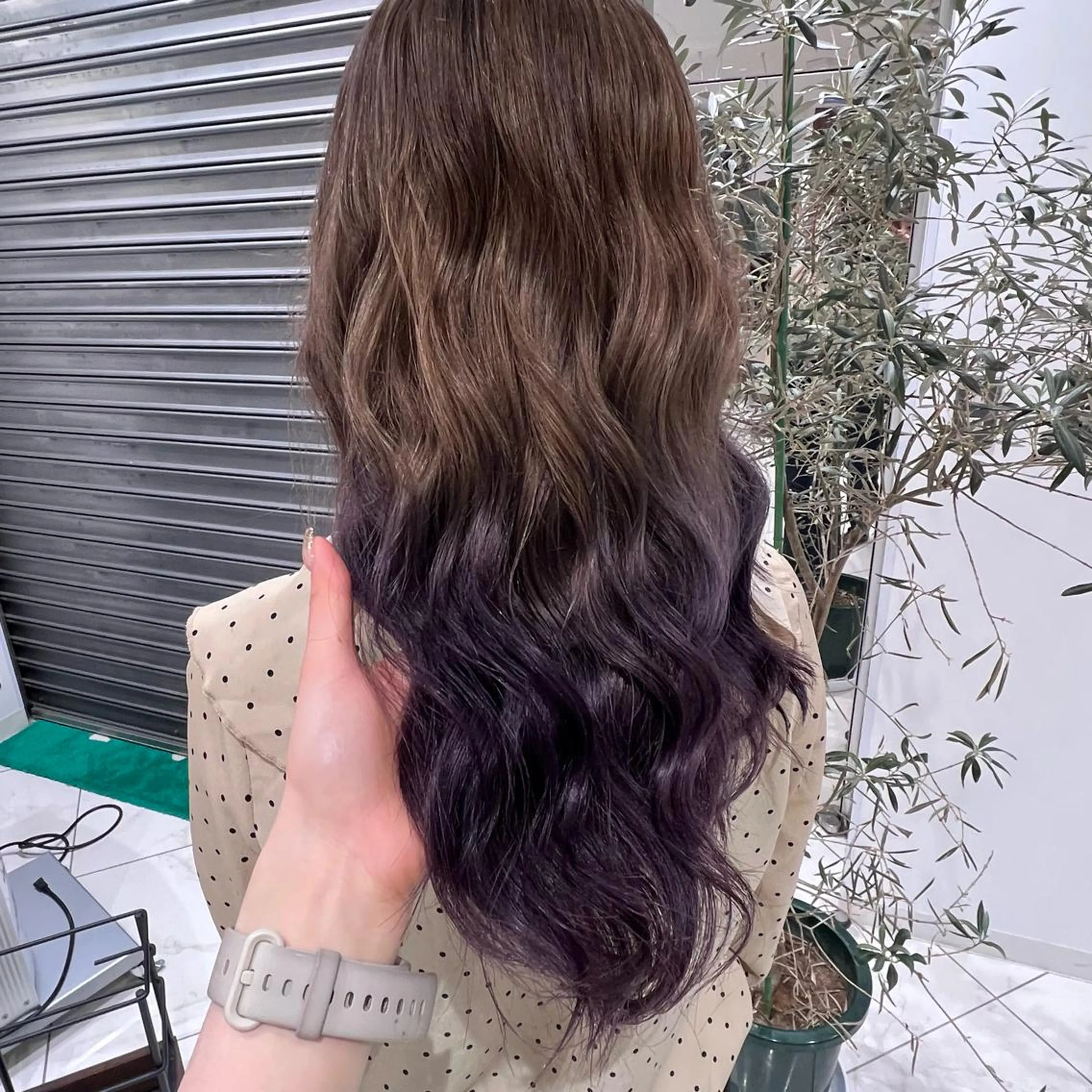 ロング カラー ヘアアレンジ 小白井 由美のヘアスタイル