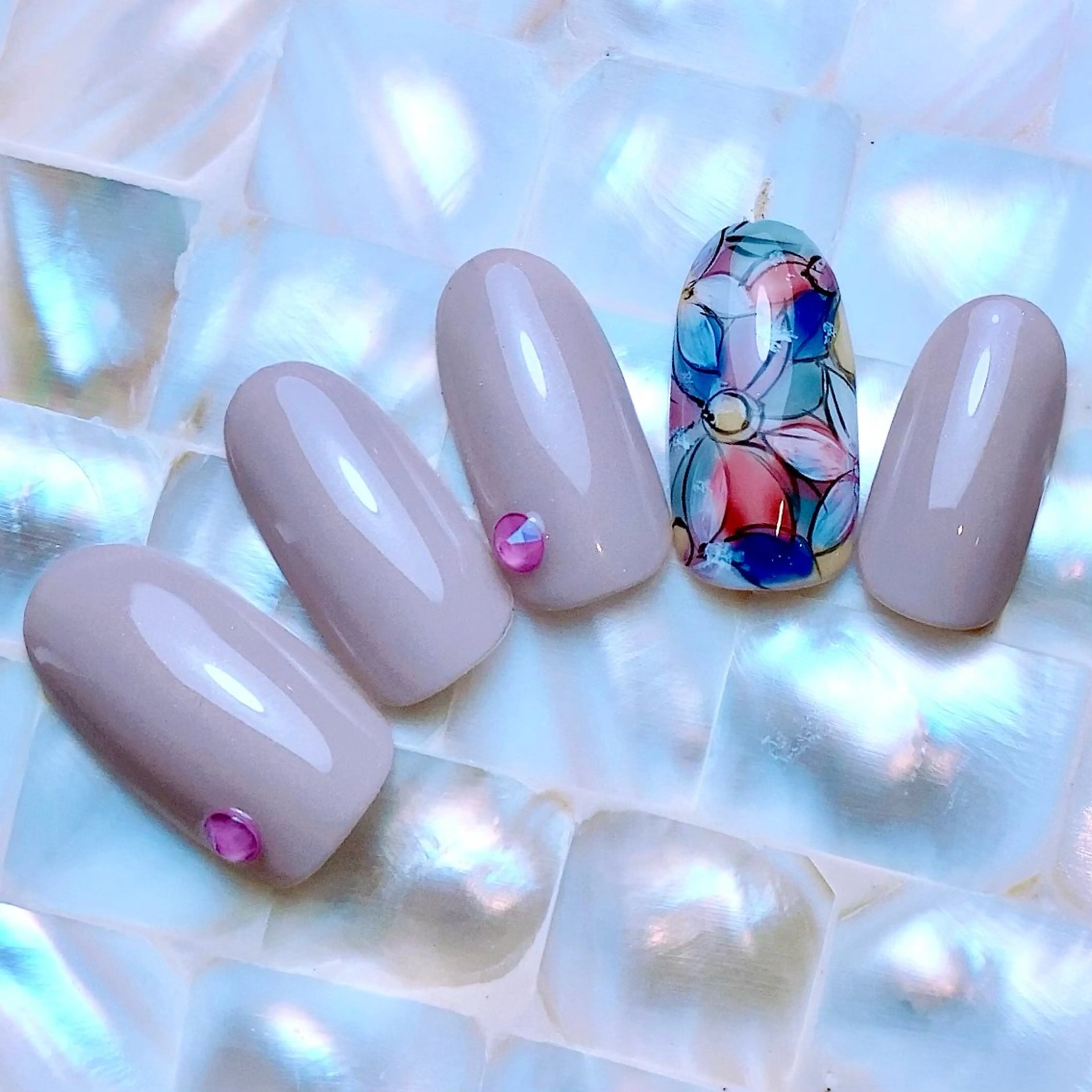 ネイル フラワーネイル ジェルネイル ハードジェル スカルプネイル ソフトジェル プライベートサロン Rのネイルデザイン